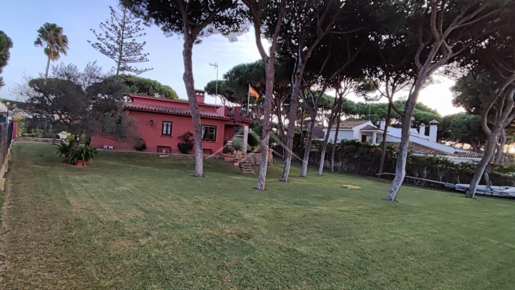 For sale of chalet in El Puerto de Santa María