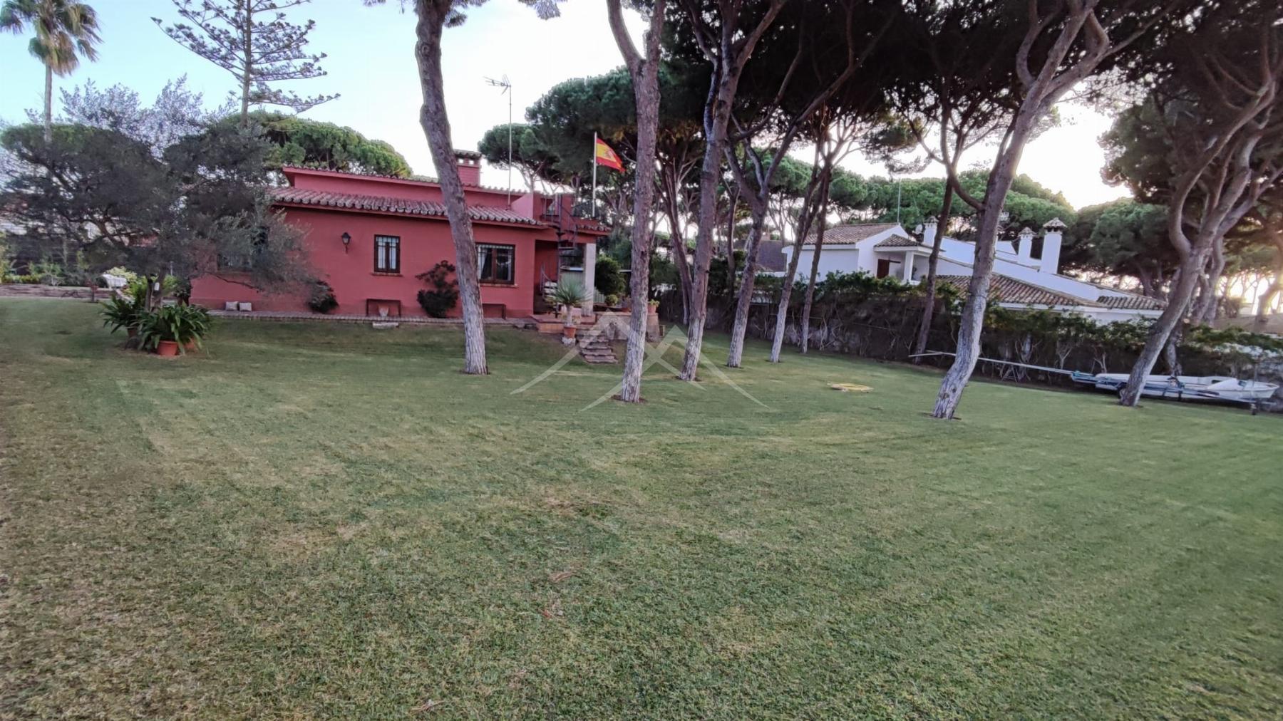 For sale of chalet in El Puerto de Santa María