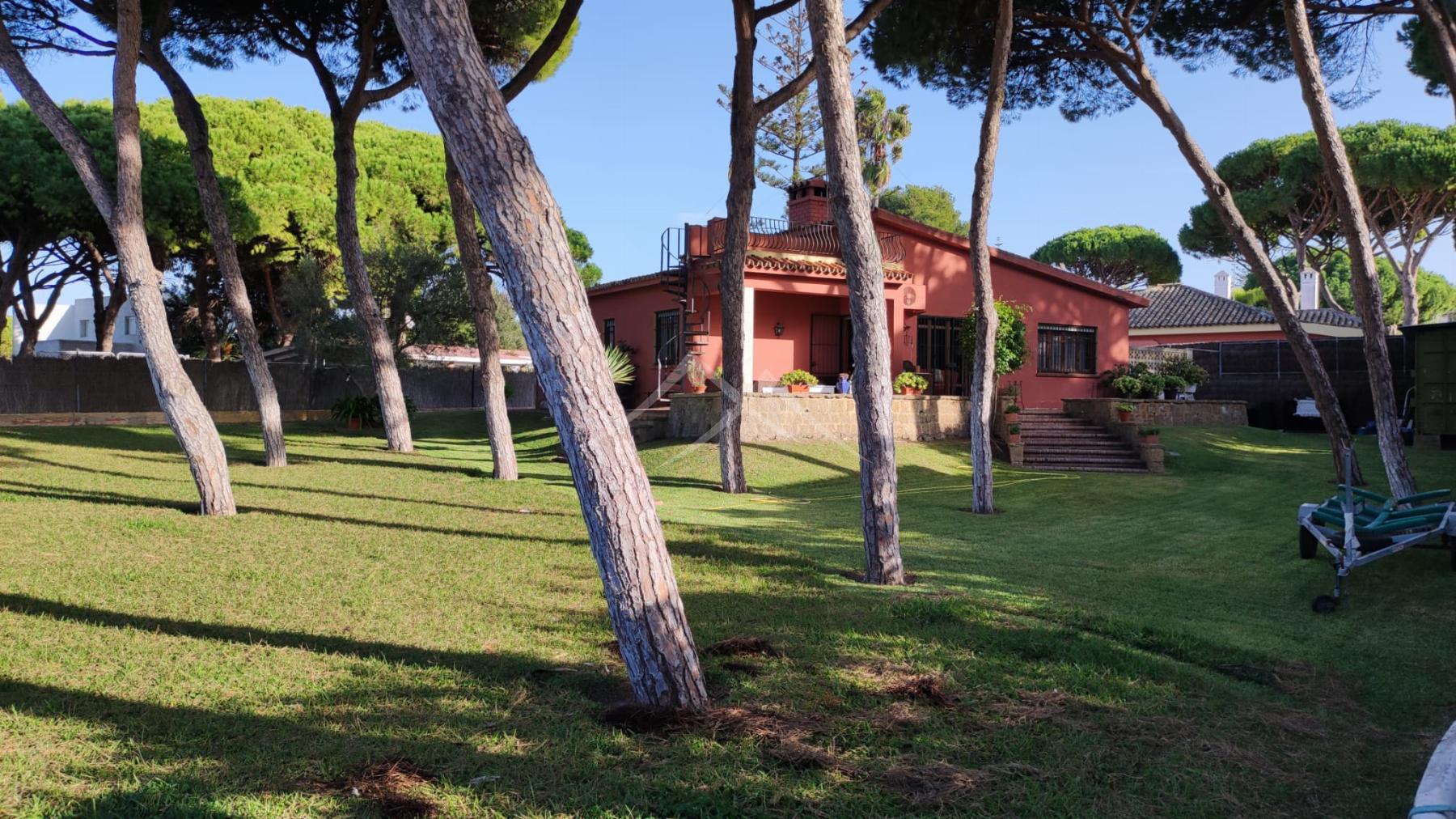 For sale of chalet in El Puerto de Santa María