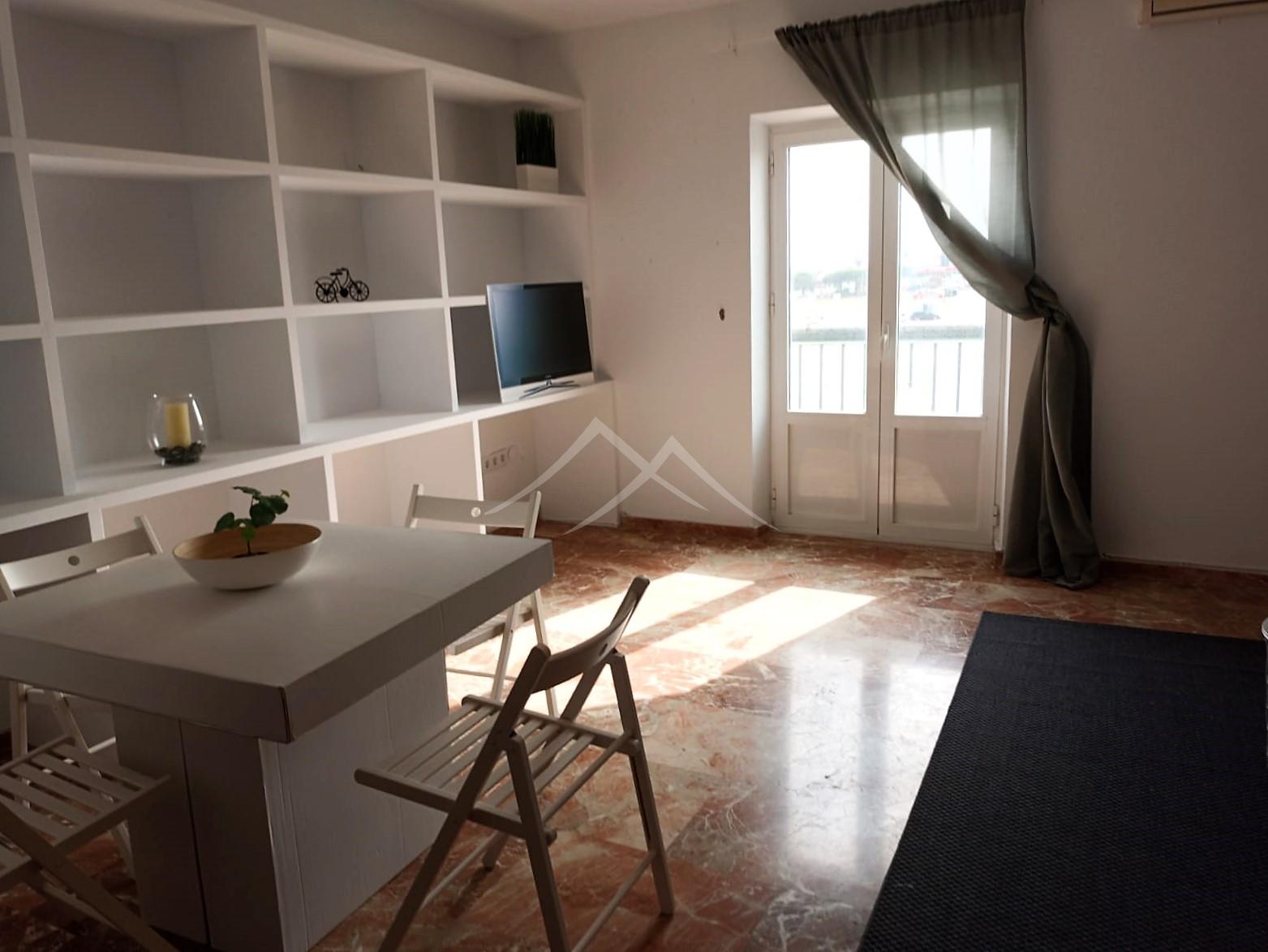 For sale of flat in El Puerto de Santa María