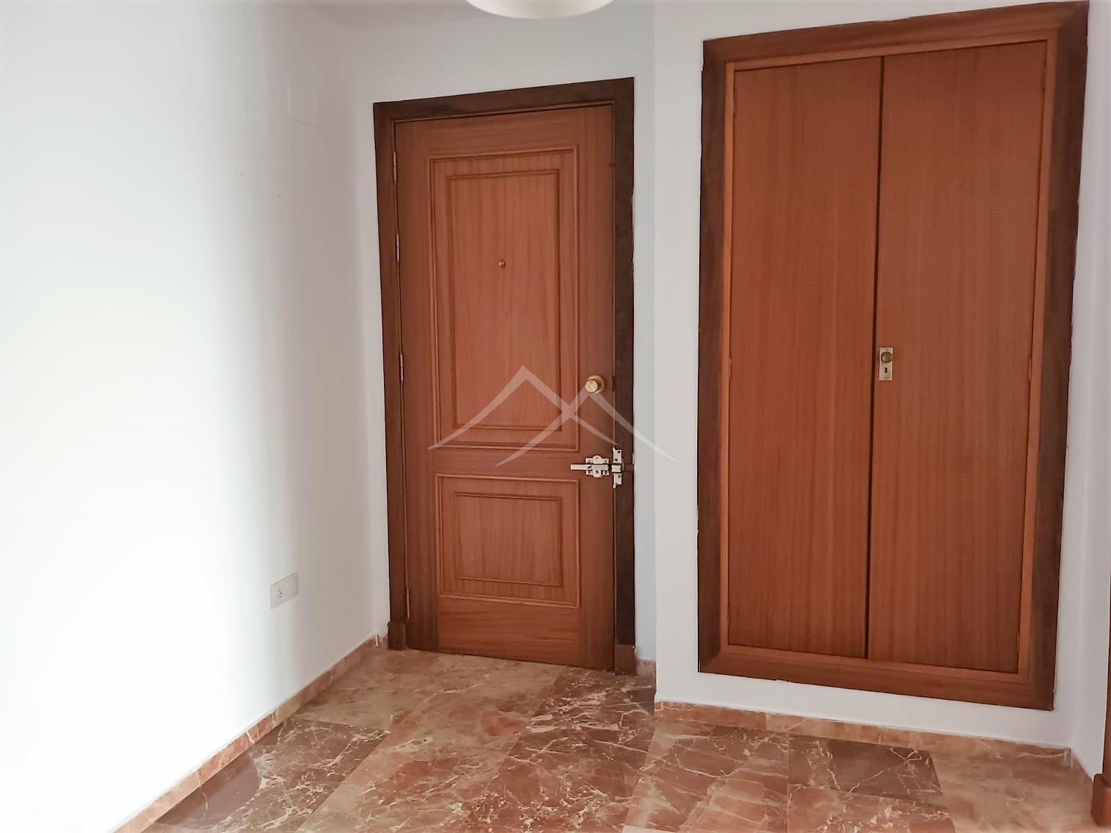For sale of flat in El Puerto de Santa María