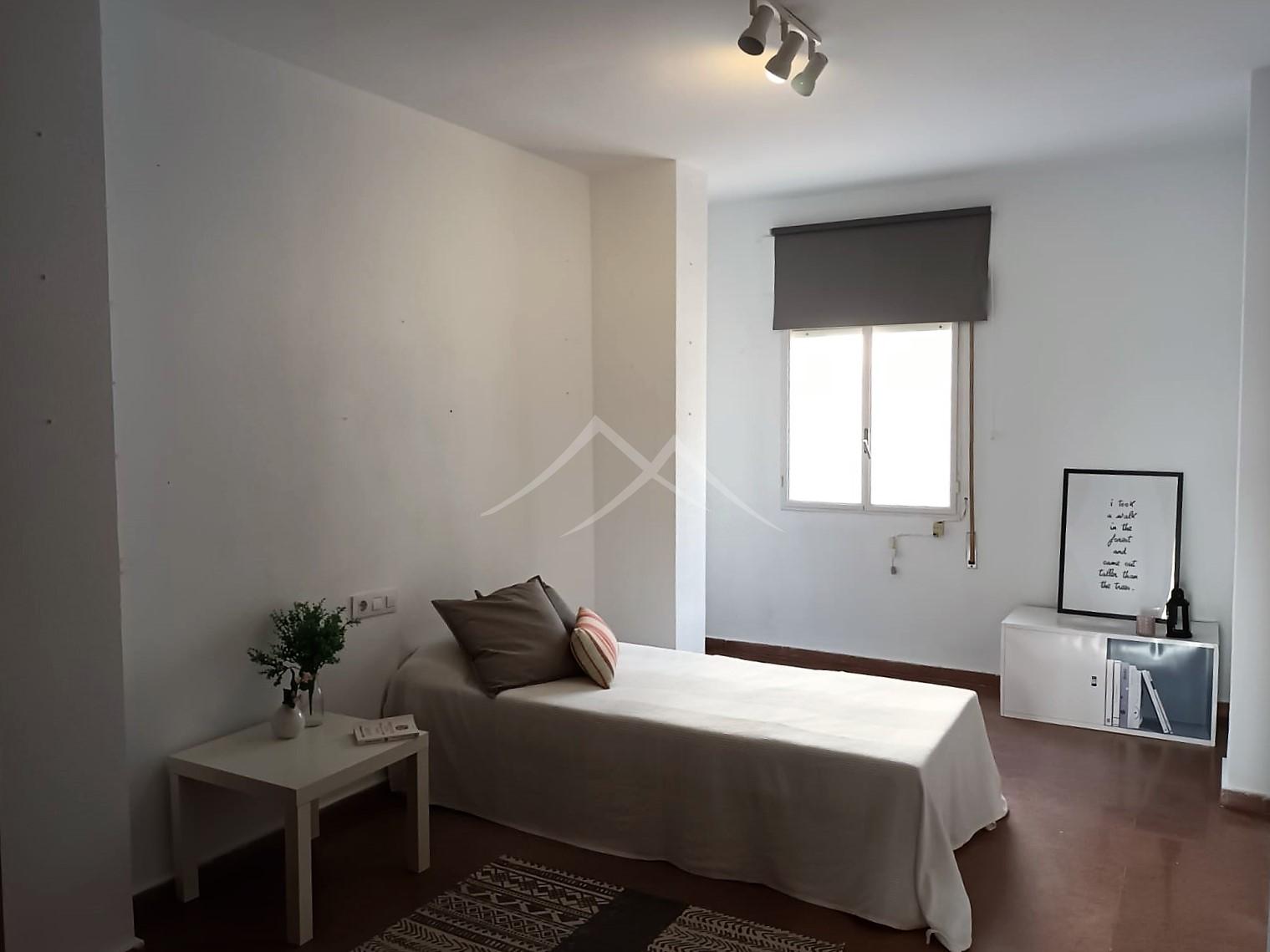 For sale of flat in El Puerto de Santa María