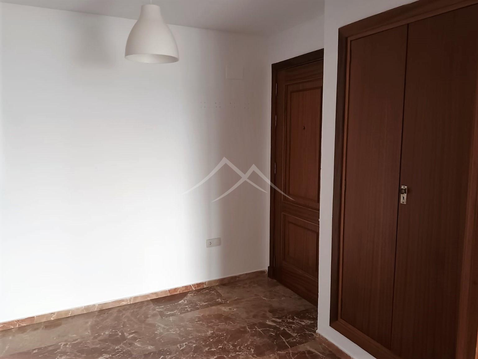 For sale of flat in El Puerto de Santa María