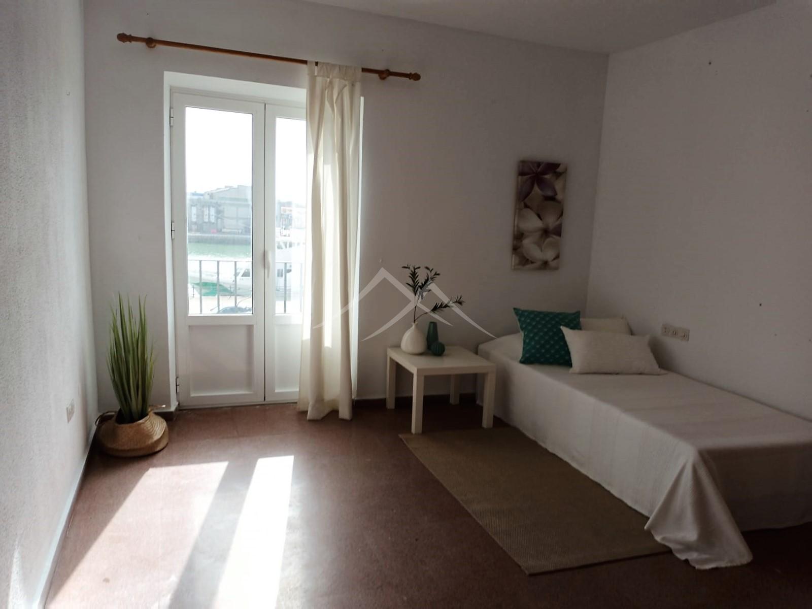 For sale of flat in El Puerto de Santa María