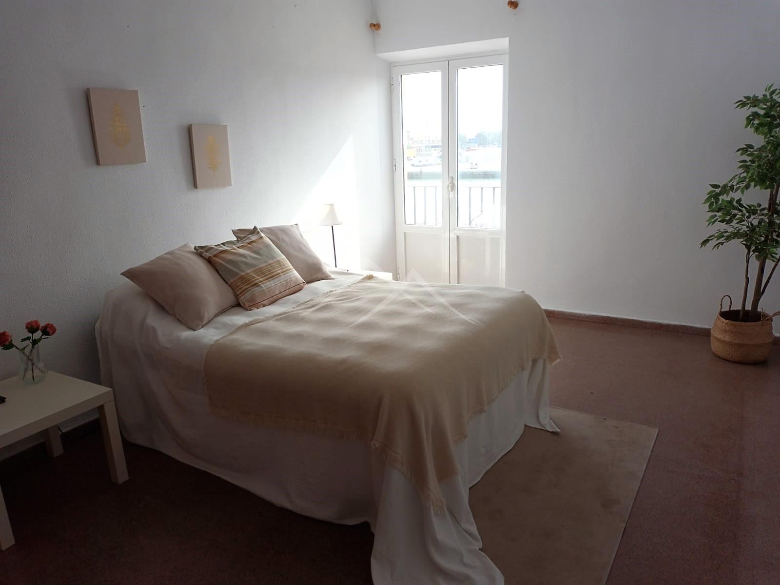 For sale of flat in El Puerto de Santa María