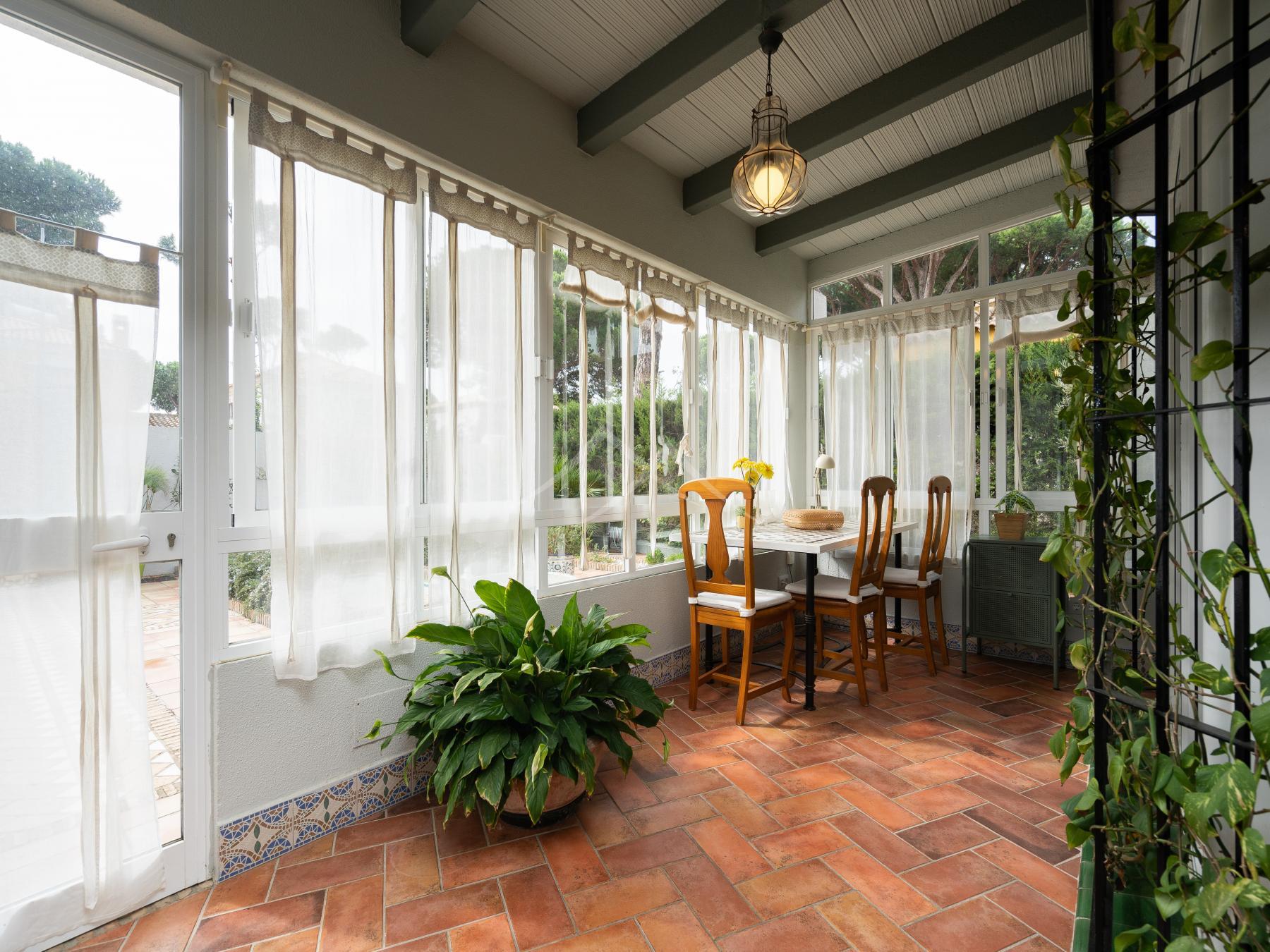 For sale of chalet in Chiclana de la Frontera