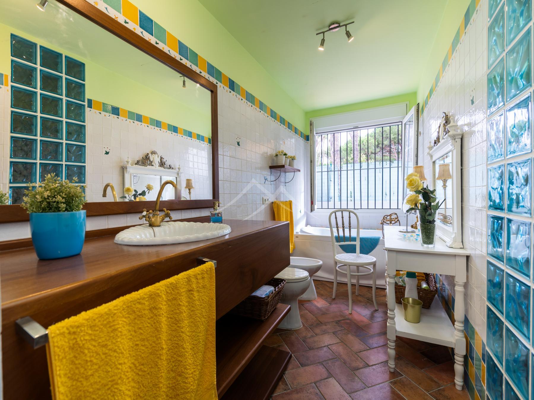 For sale of chalet in Chiclana de la Frontera