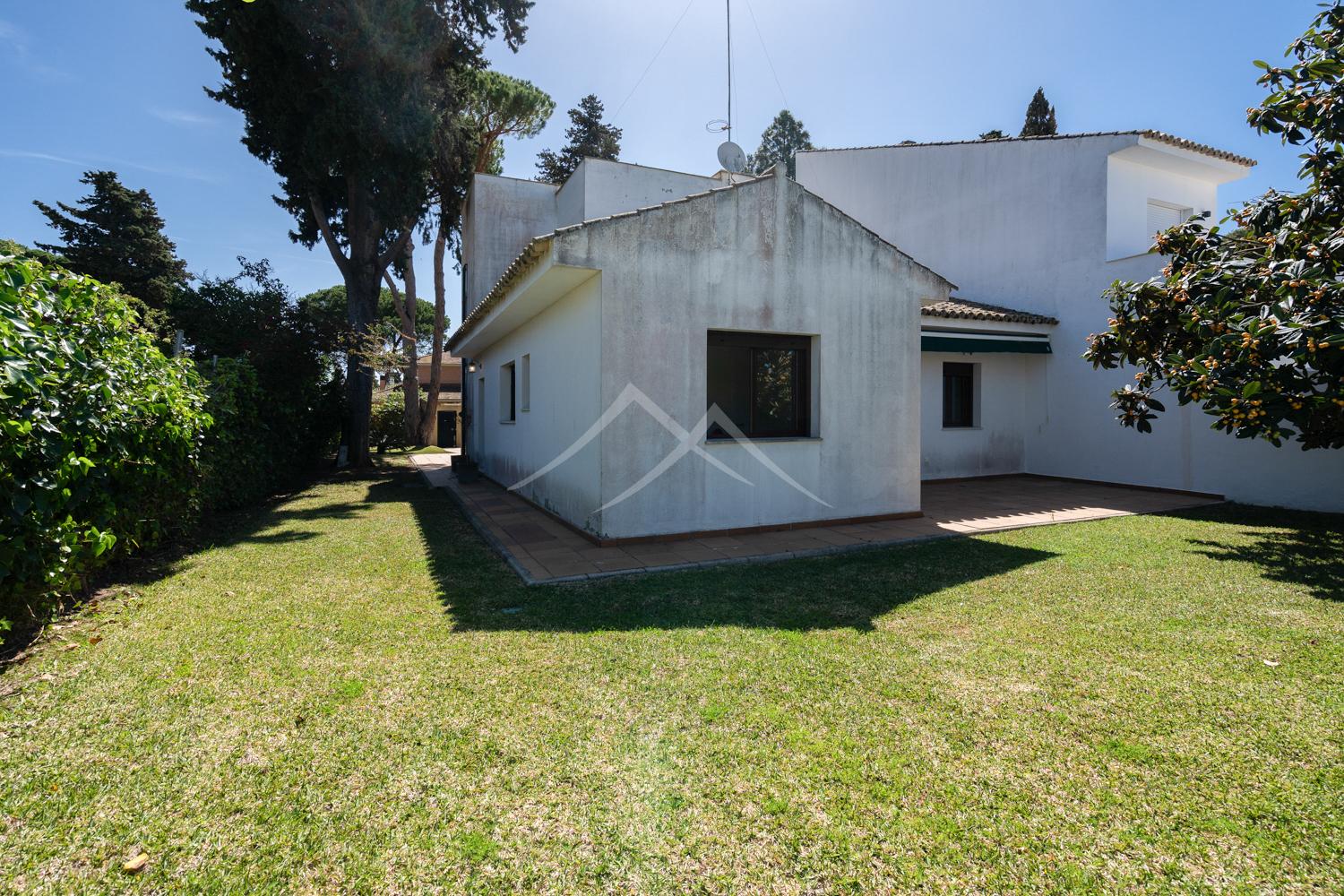 For sale of chalet in El Puerto de Santa María