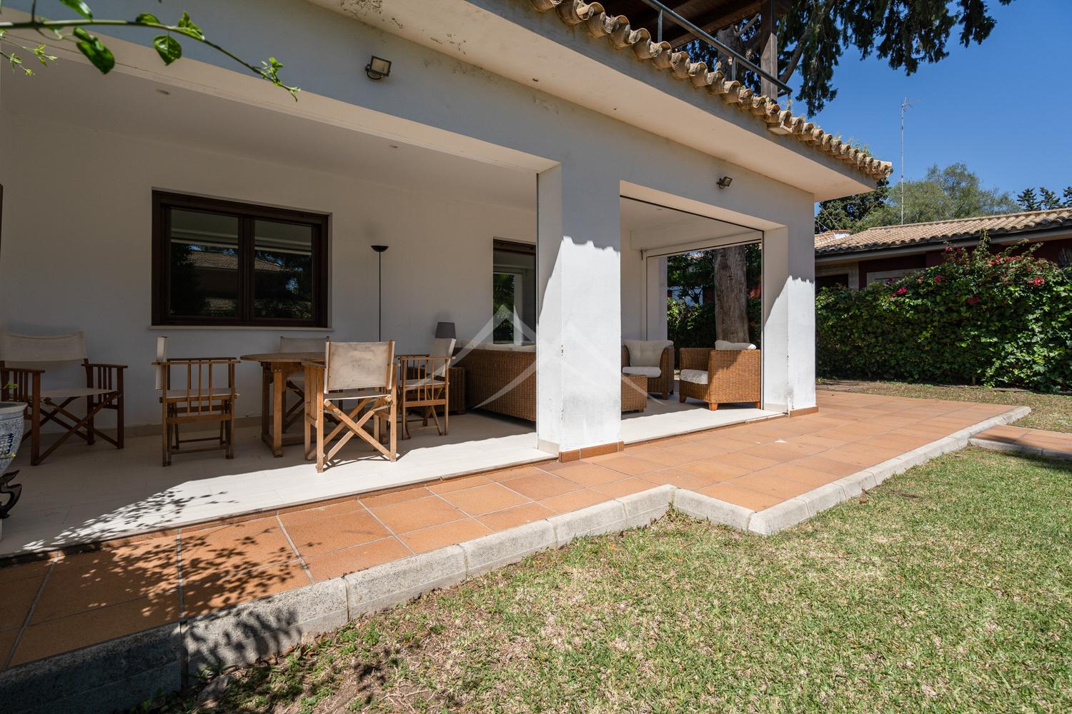 For sale of chalet in El Puerto de Santa María