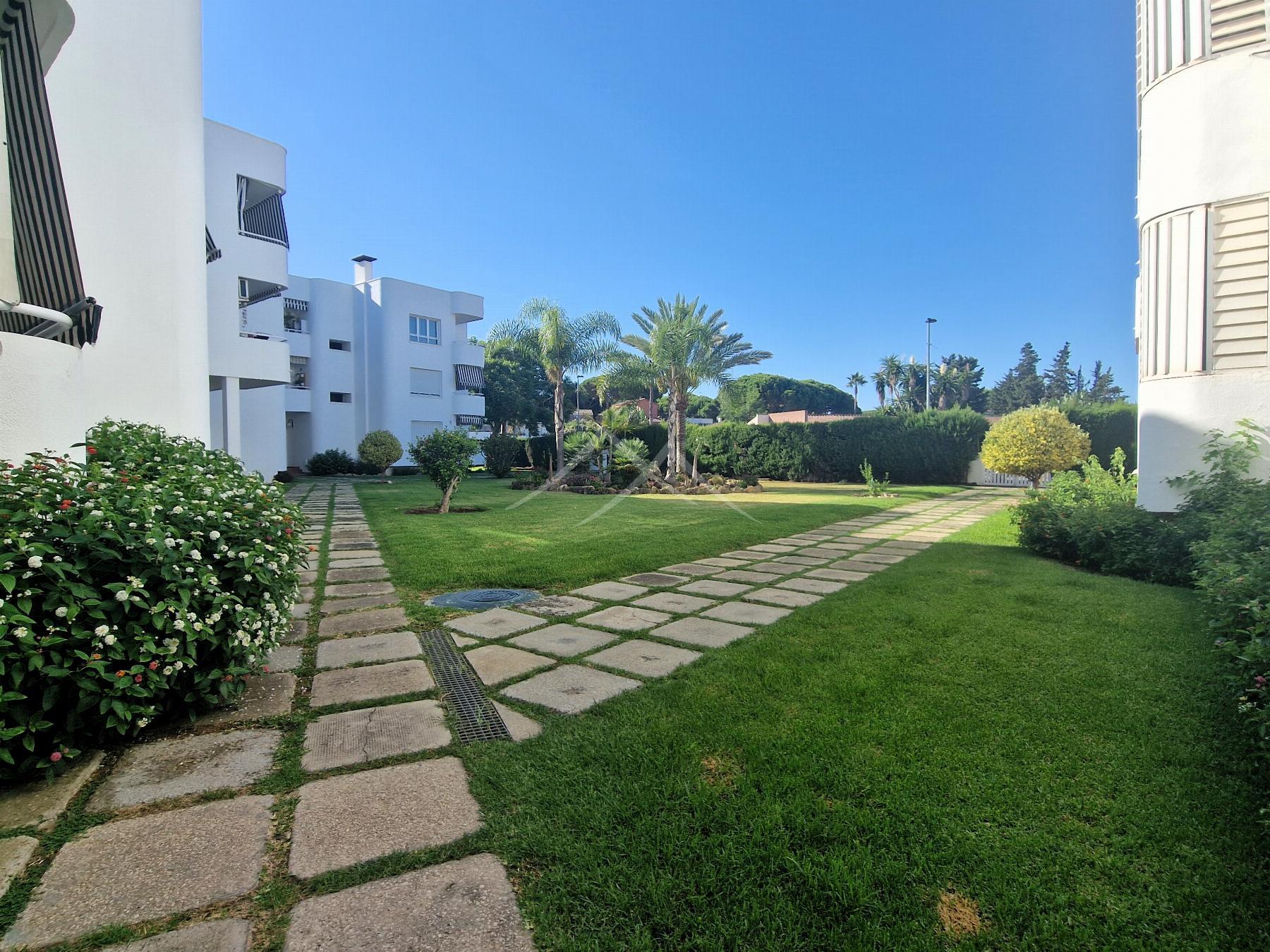 For sale of flat in El Puerto de Santa María