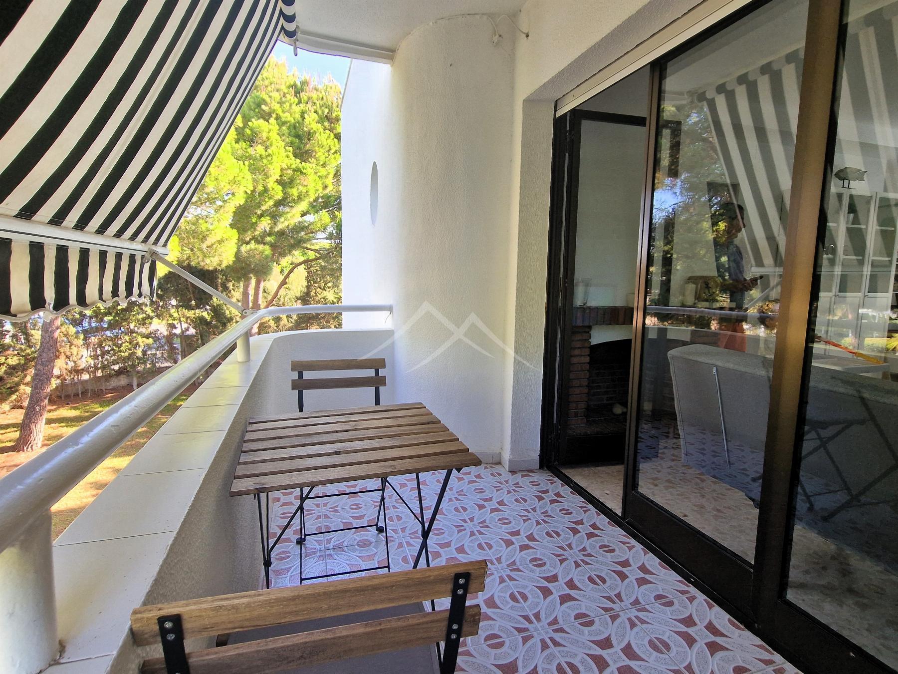For sale of flat in El Puerto de Santa María