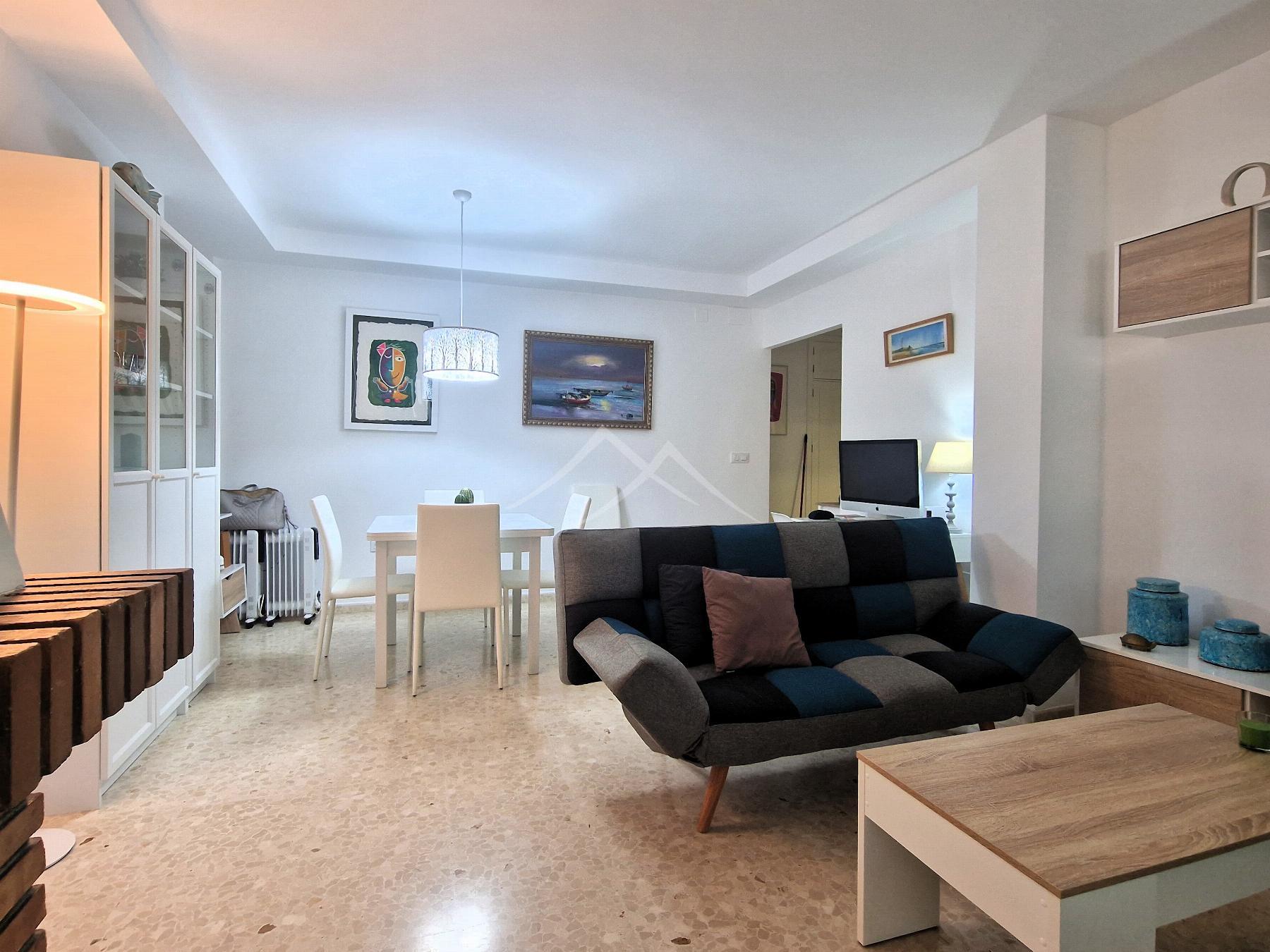 For sale of flat in El Puerto de Santa María