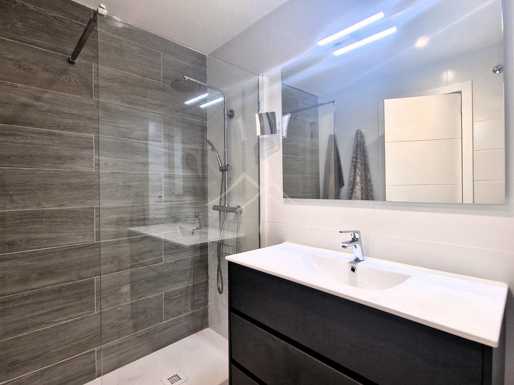 For sale of flat in El Puerto de Santa María