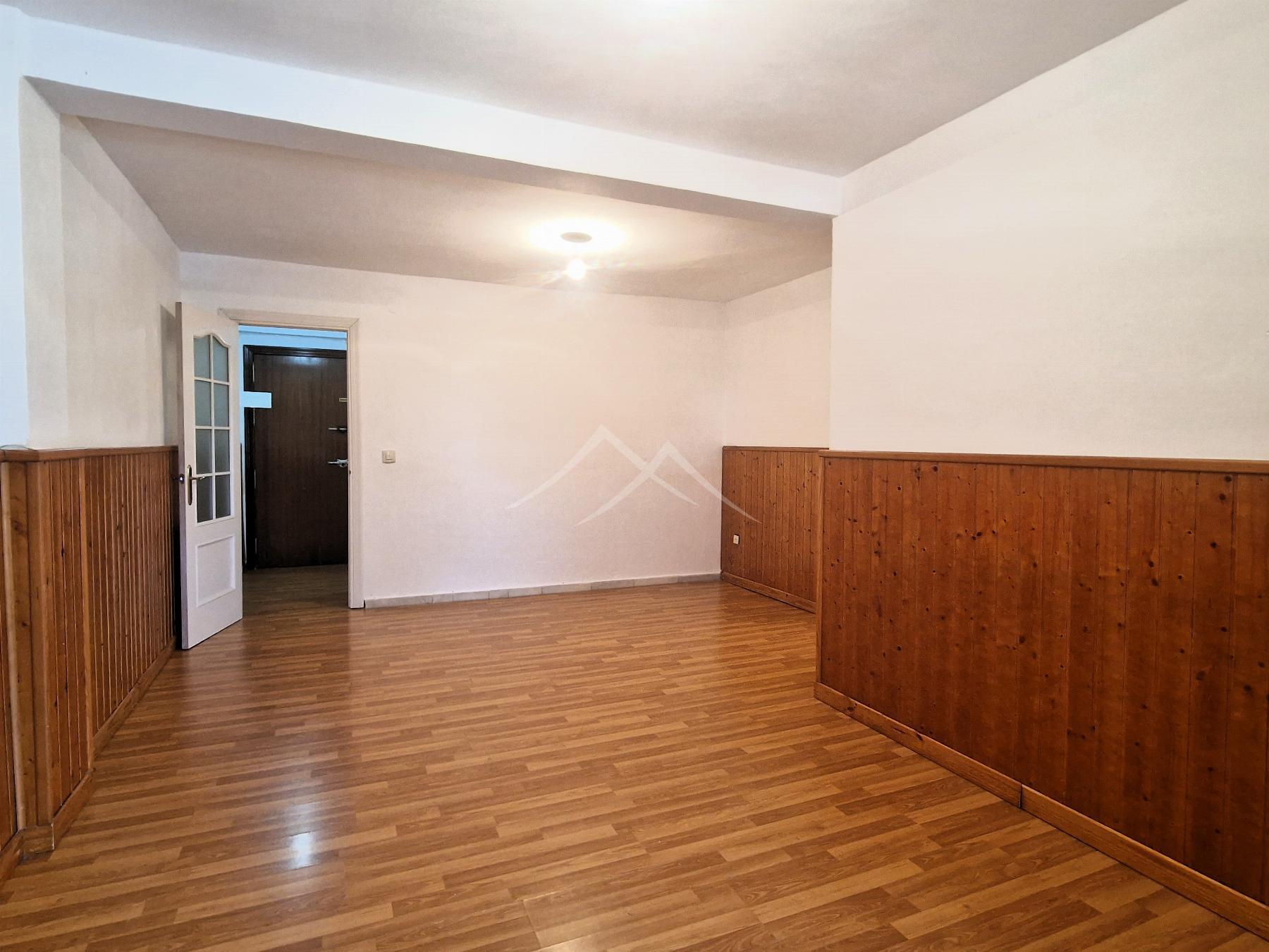 For sale of flat in El Puerto de Santa María