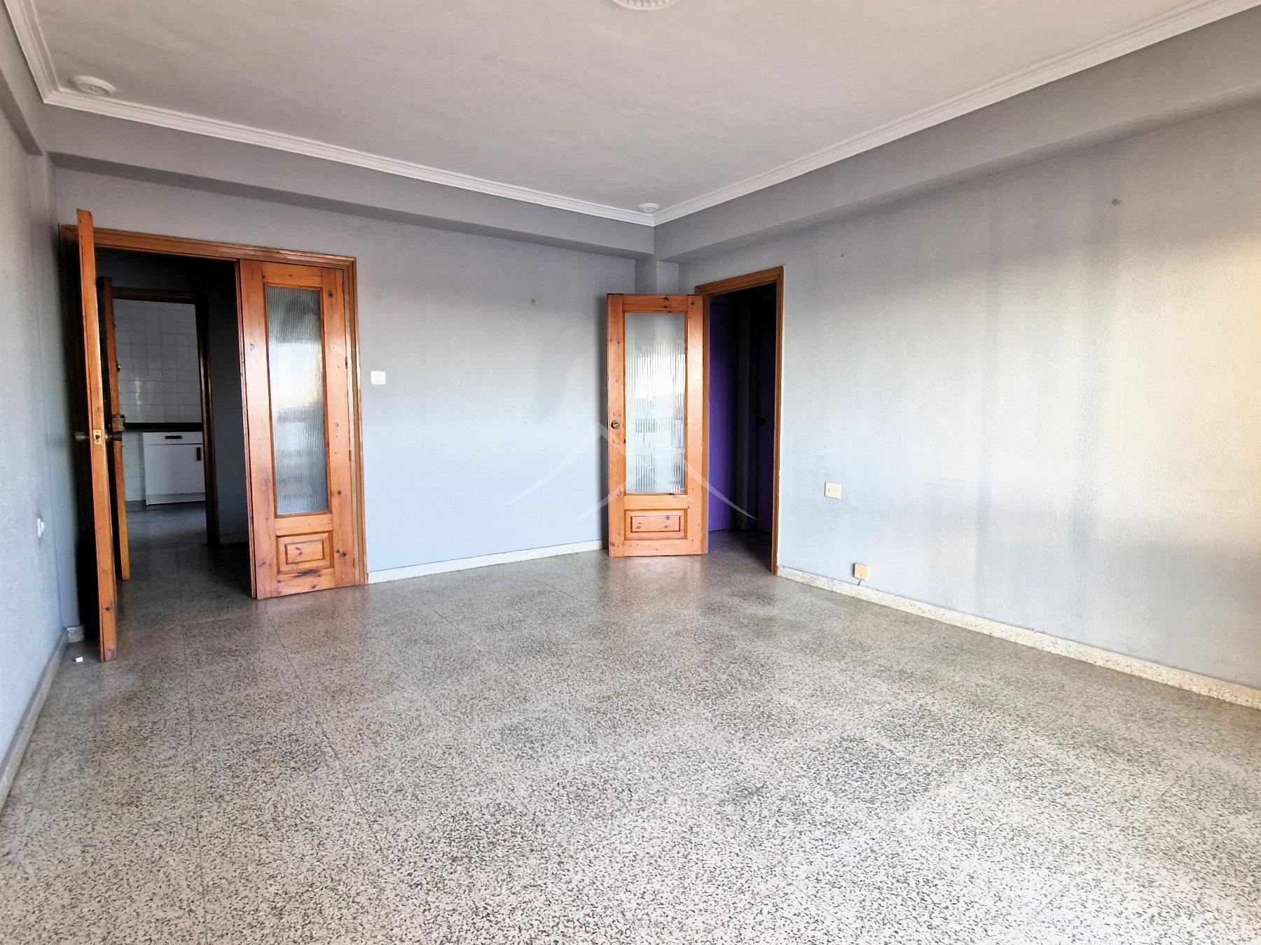 For sale of flat in El Puerto de Santa María