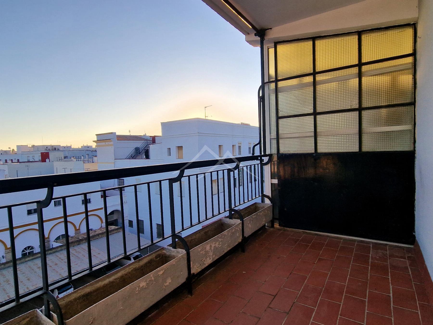 For sale of flat in El Puerto de Santa María