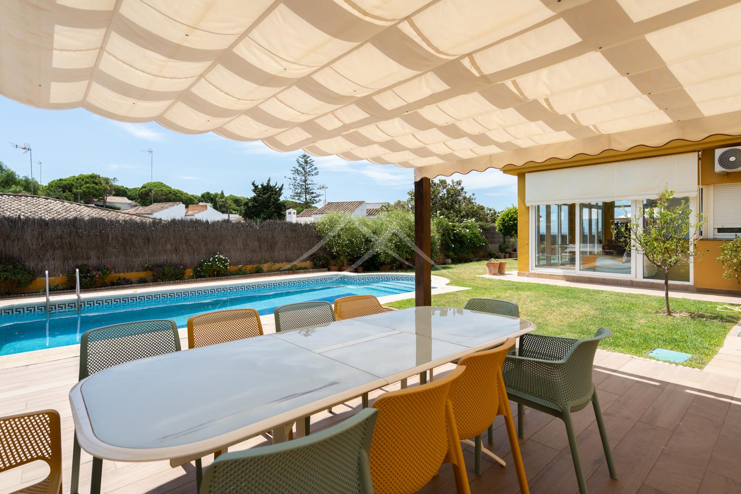 For sale of chalet in El Puerto de Santa María