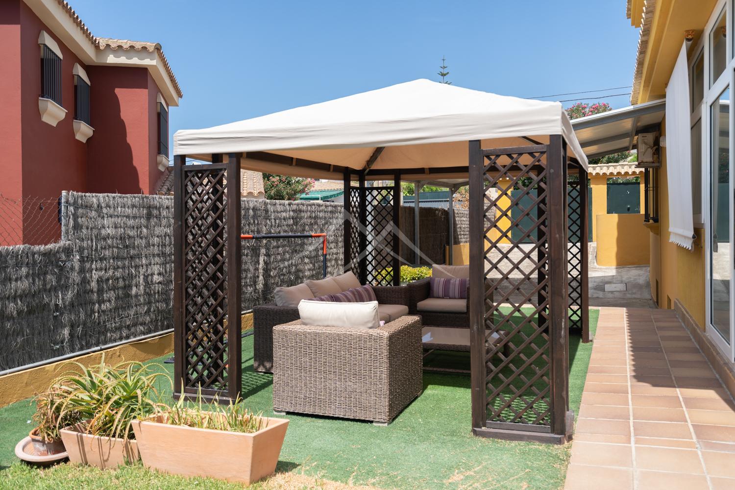 For sale of chalet in El Puerto de Santa María