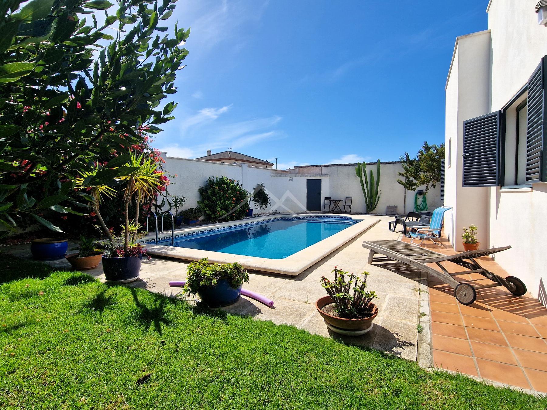 For sale of chalet in El Puerto de Santa María