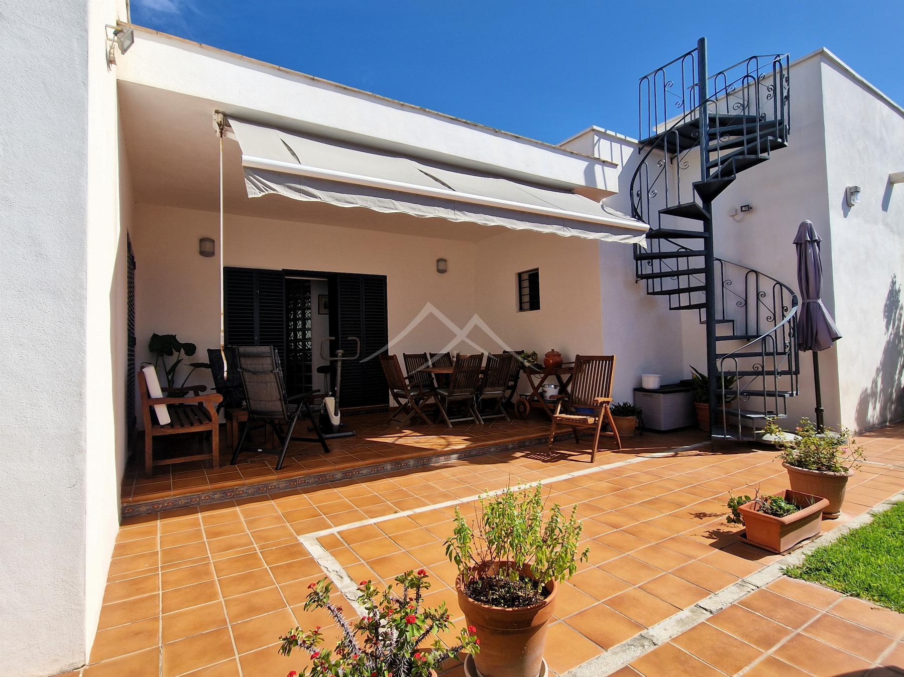 For sale of chalet in El Puerto de Santa María