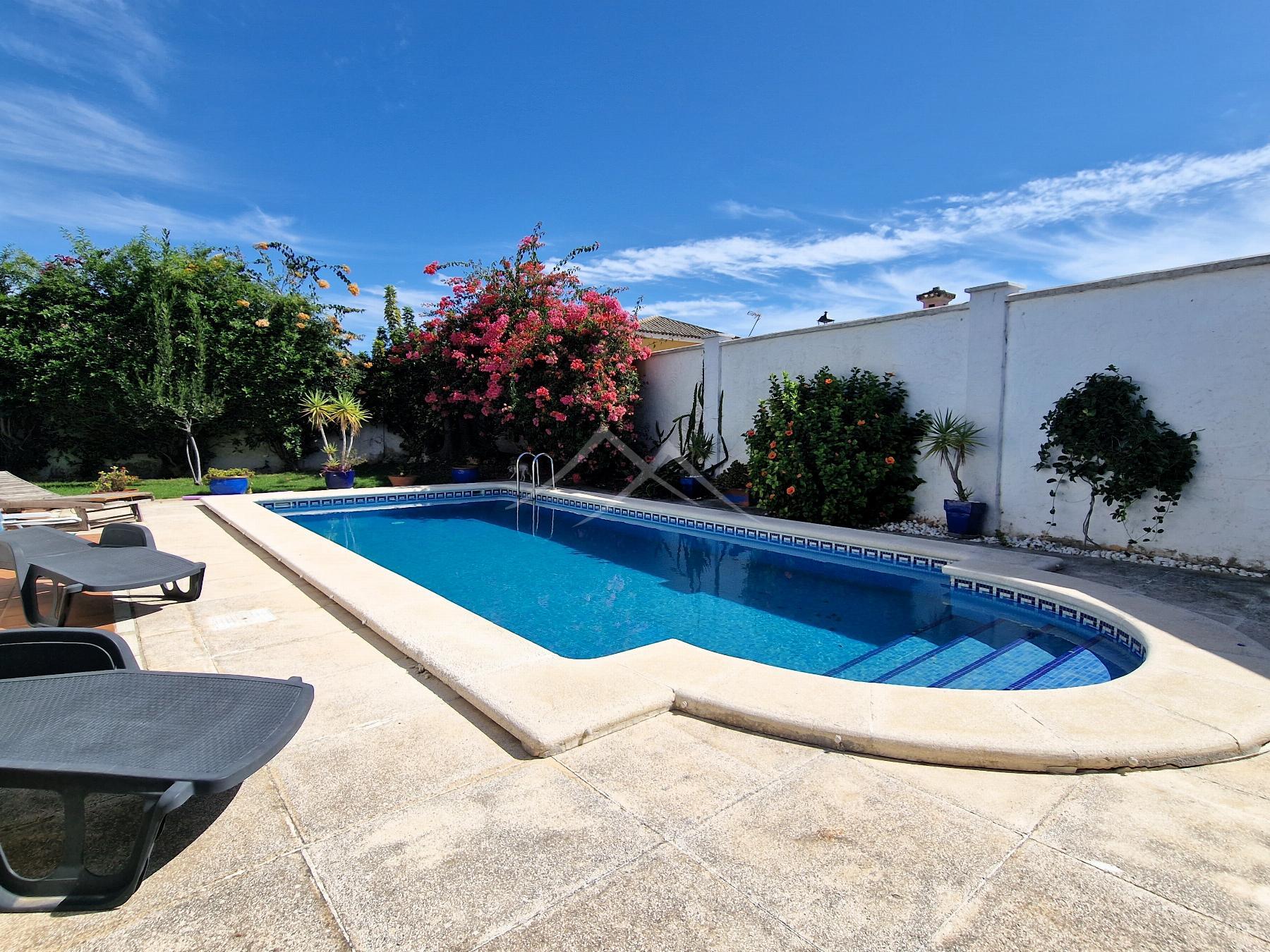 For sale of chalet in El Puerto de Santa María