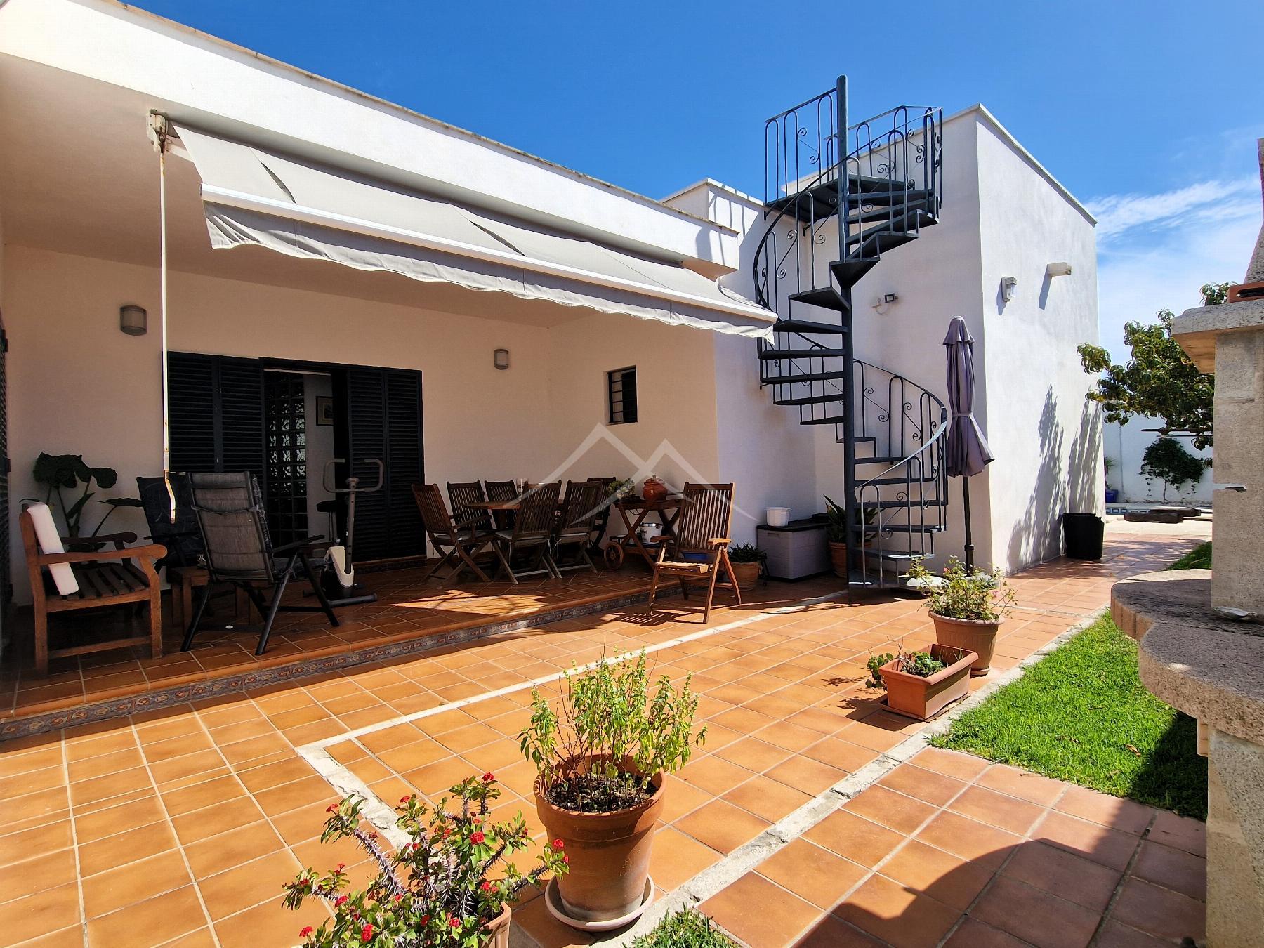 For sale of chalet in El Puerto de Santa María