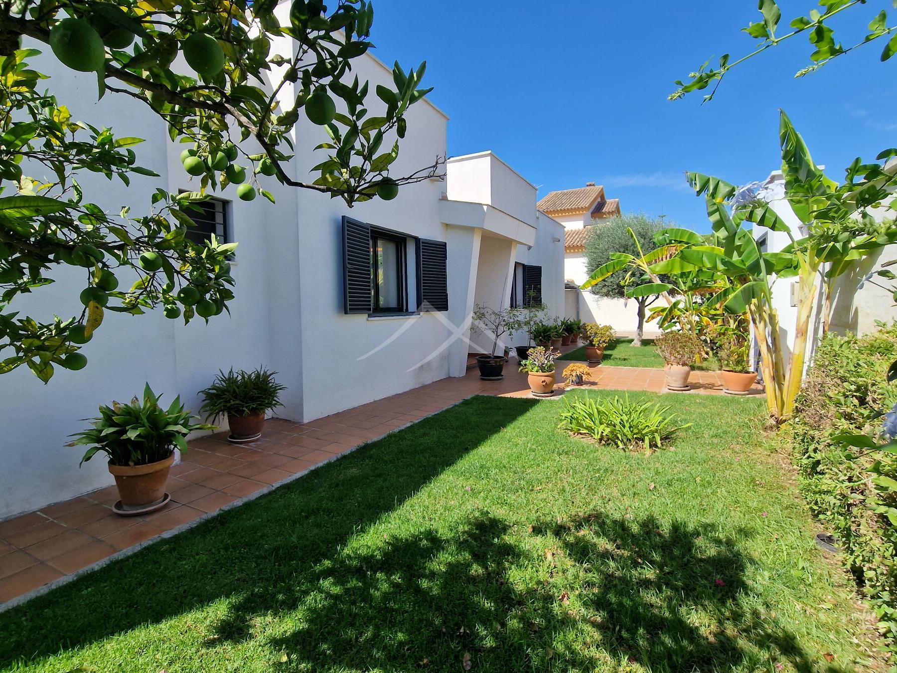 For sale of chalet in El Puerto de Santa María
