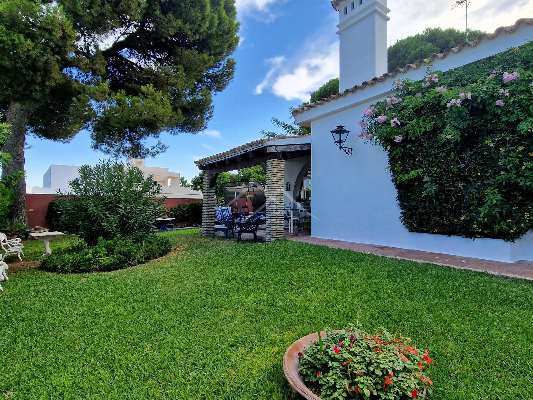 For sale of chalet in El Puerto de Santa María