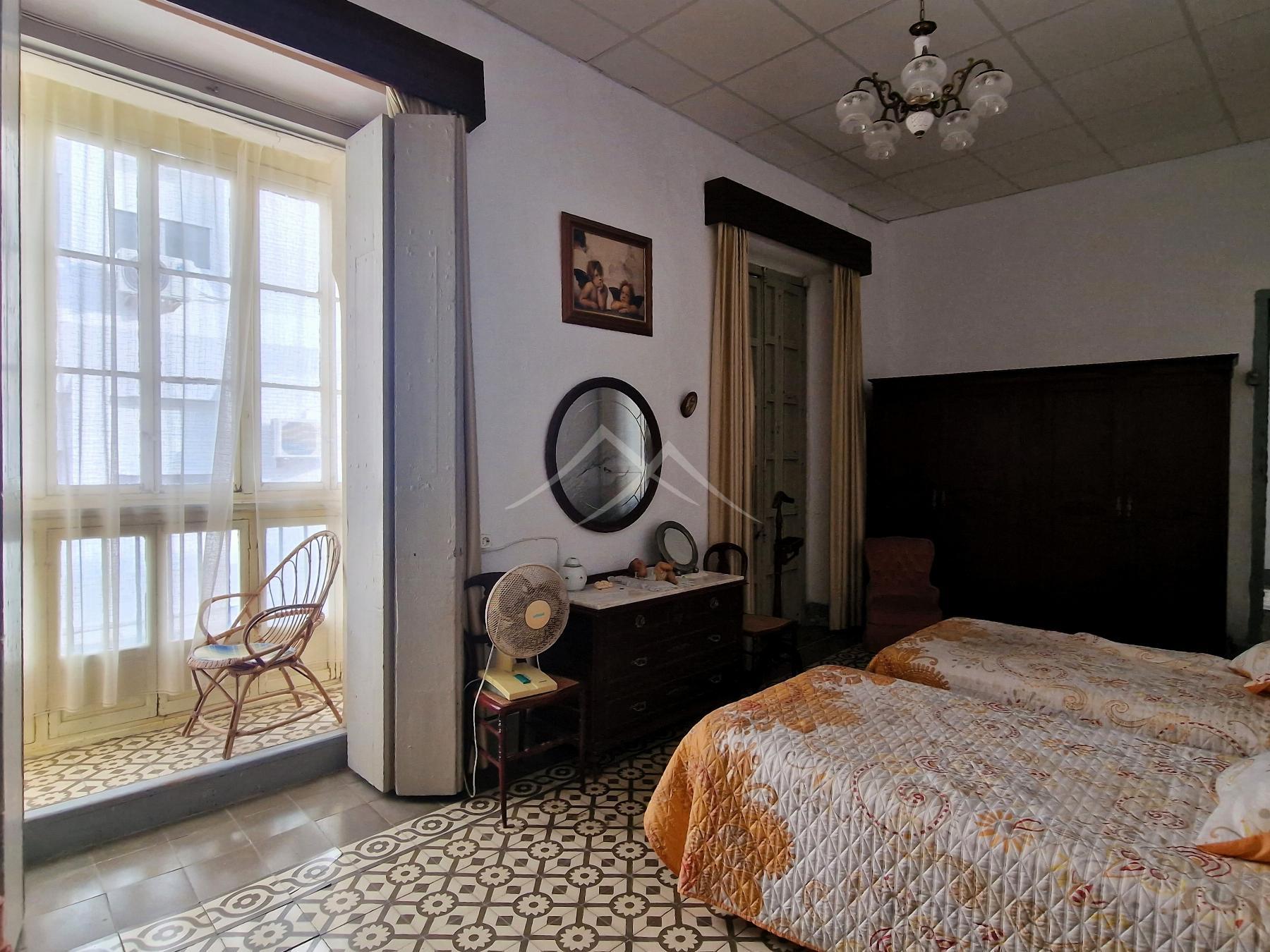 For sale of house in El Puerto de Santa María