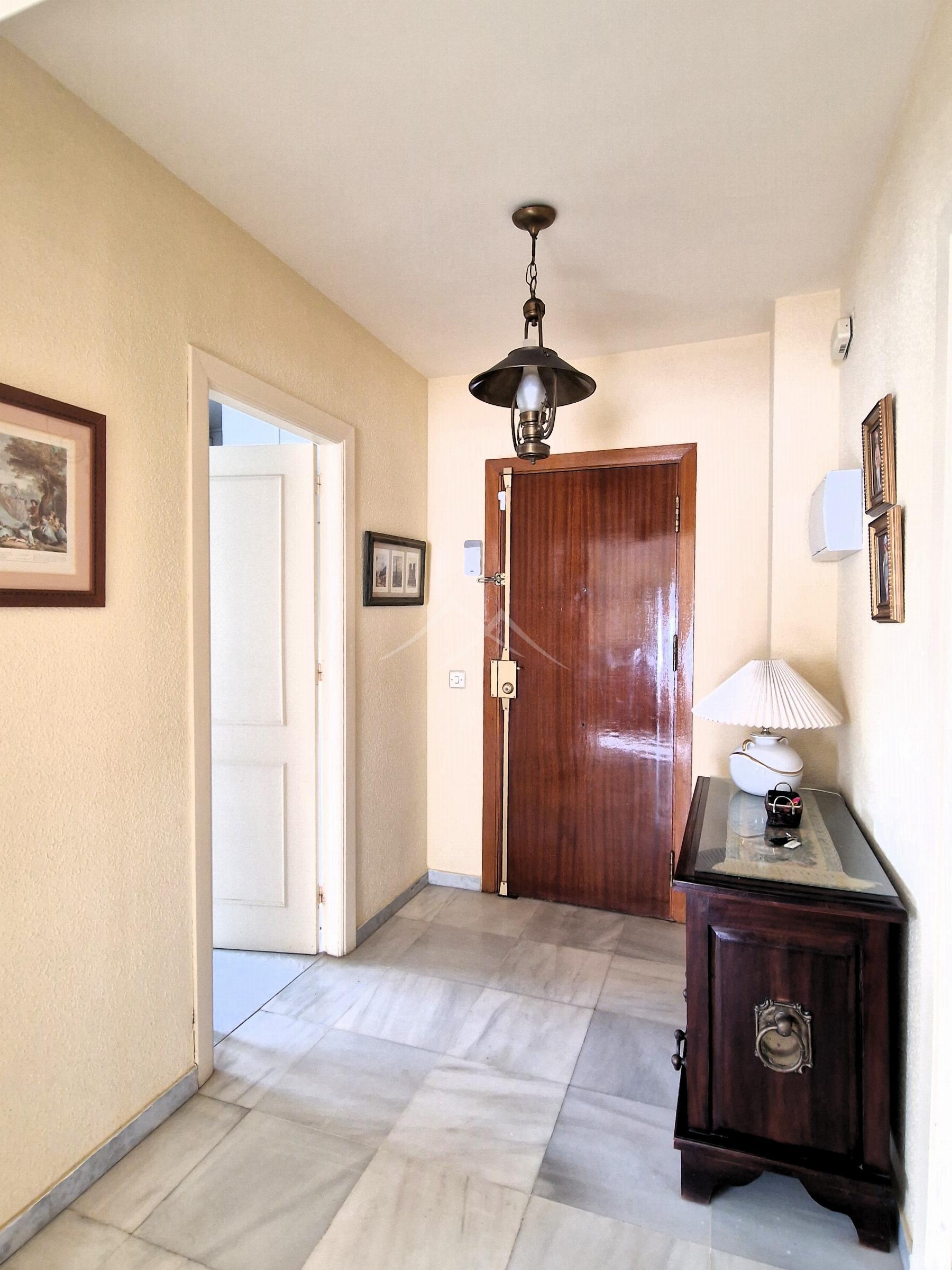For sale of flat in El Puerto de Santa María