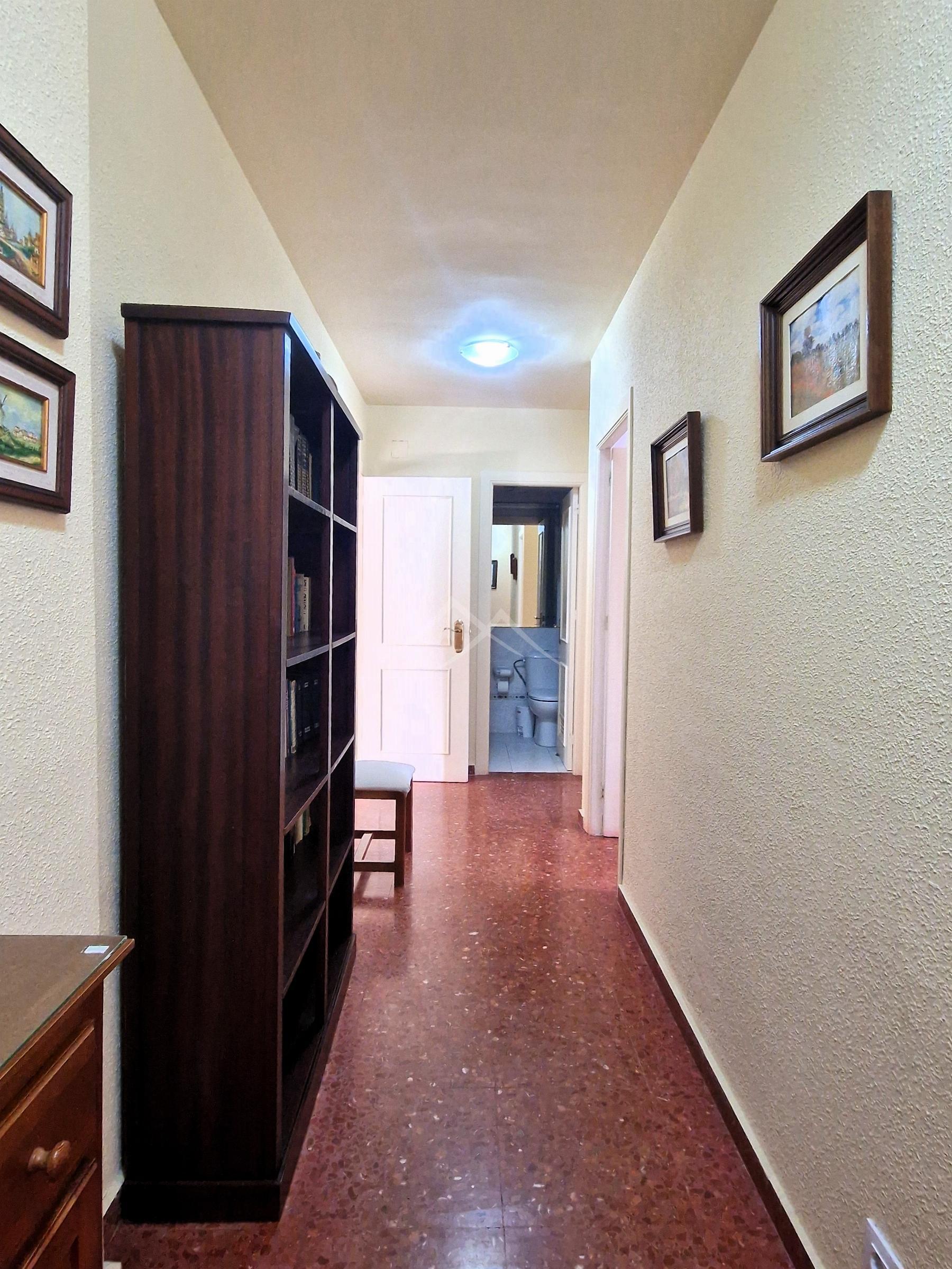 For sale of flat in El Puerto de Santa María