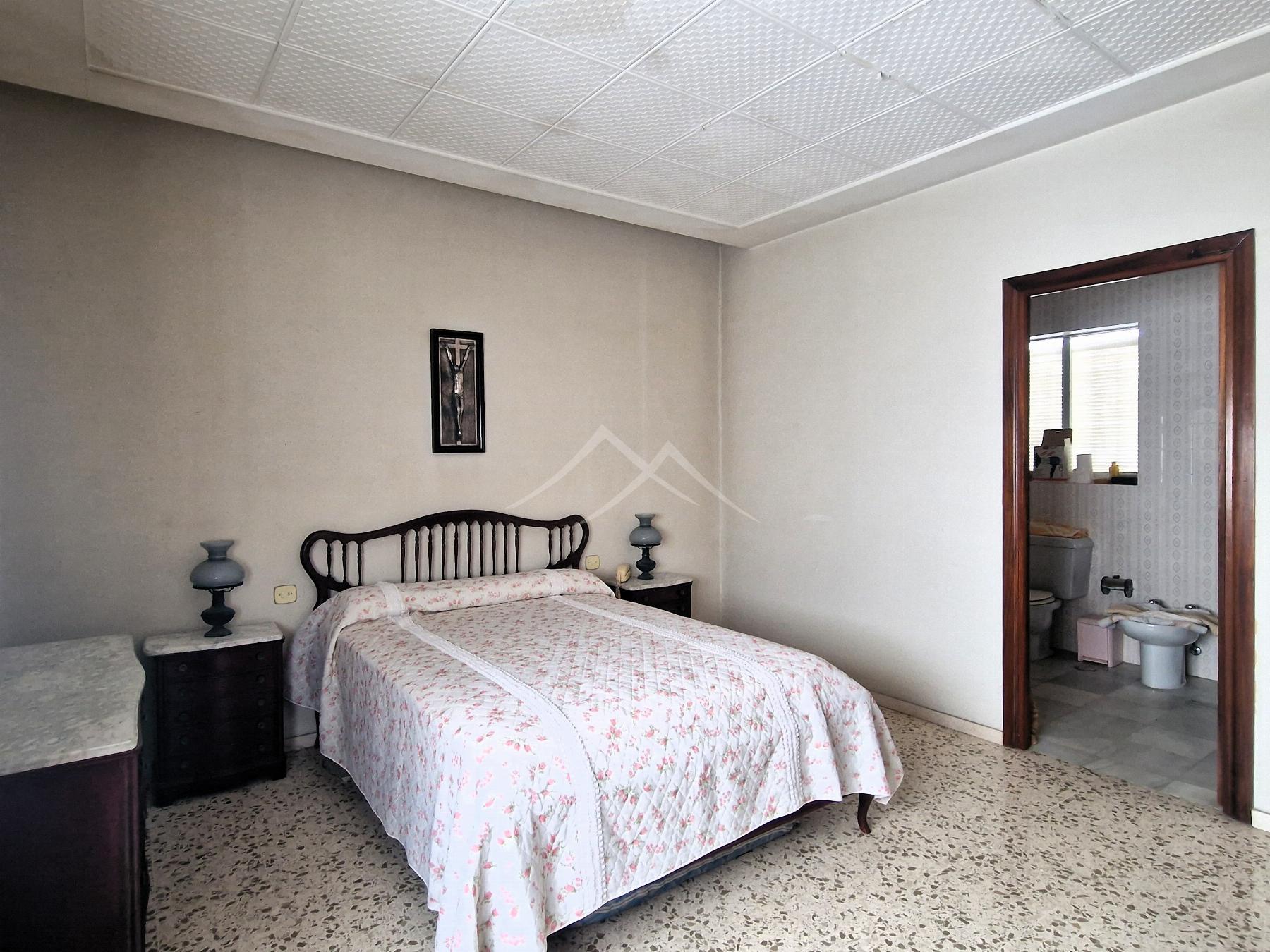 Main bedroom