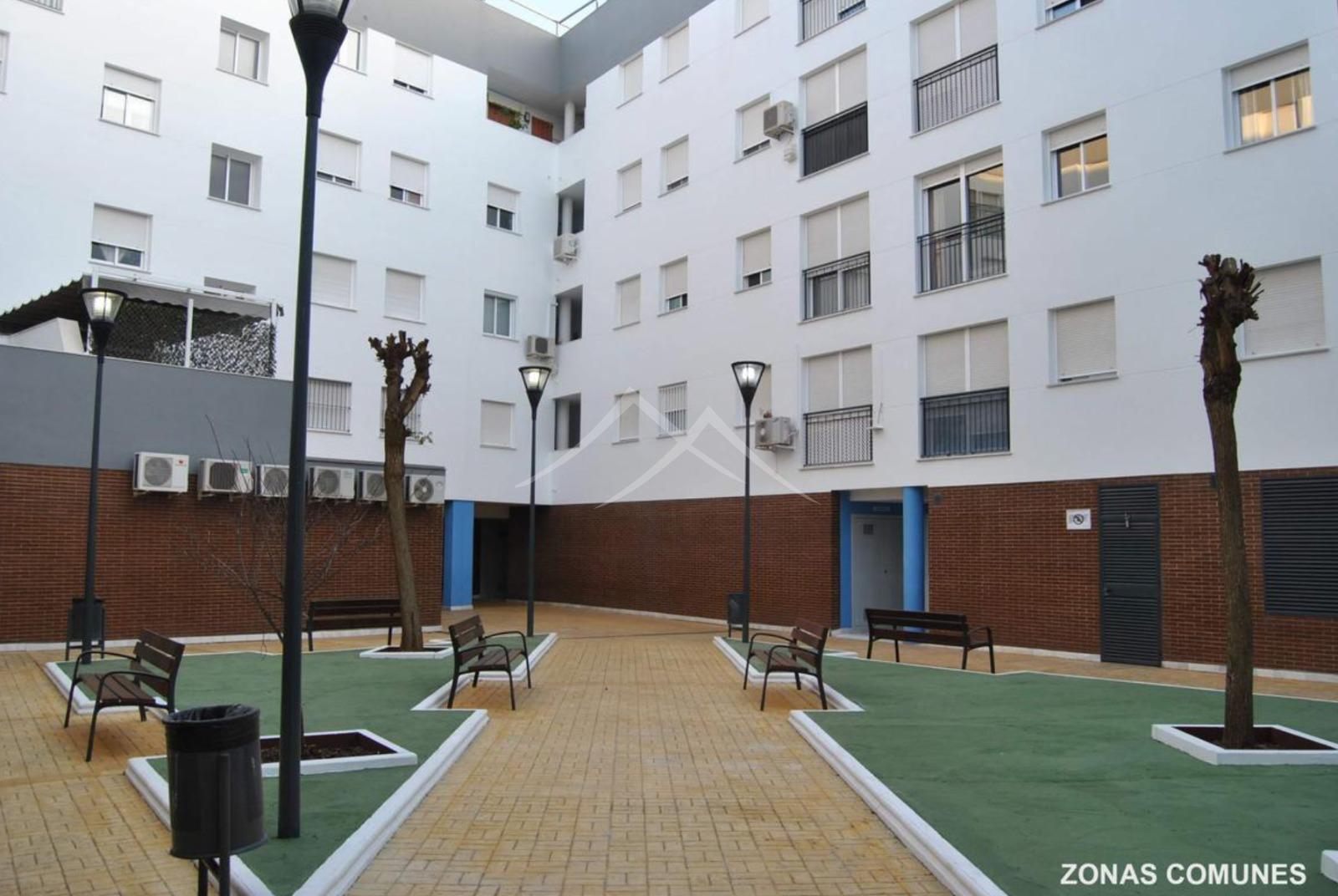 For sale of flat in El Puerto de Santa María