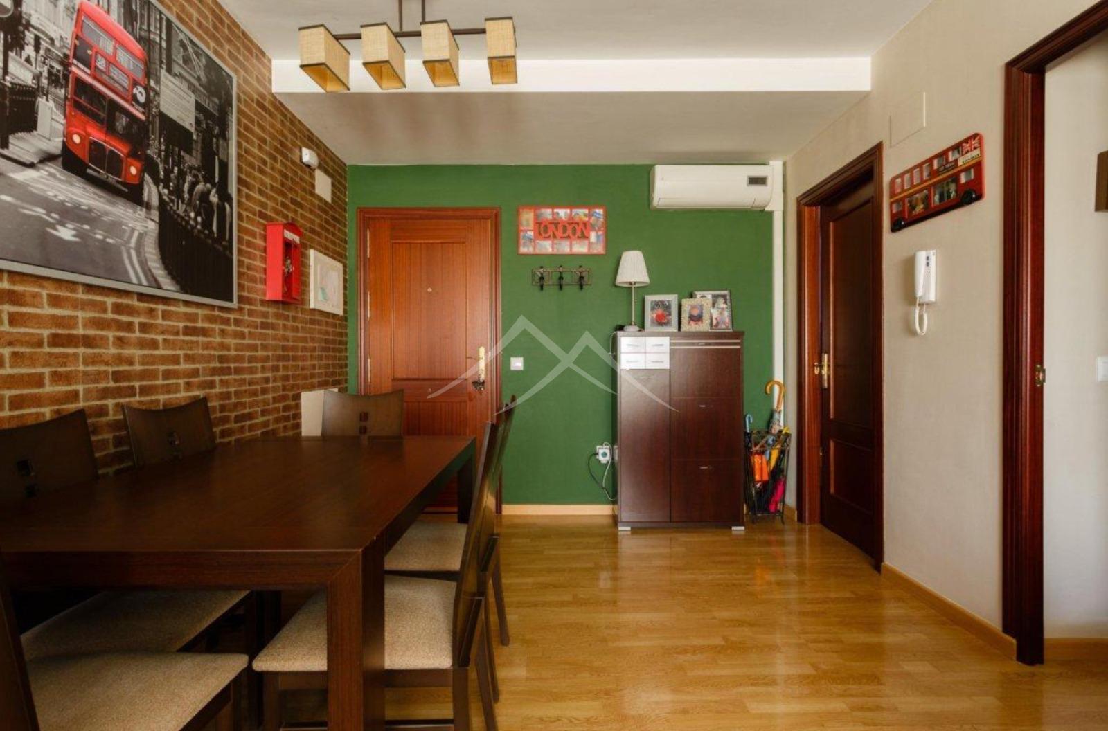 For sale of flat in El Puerto de Santa María