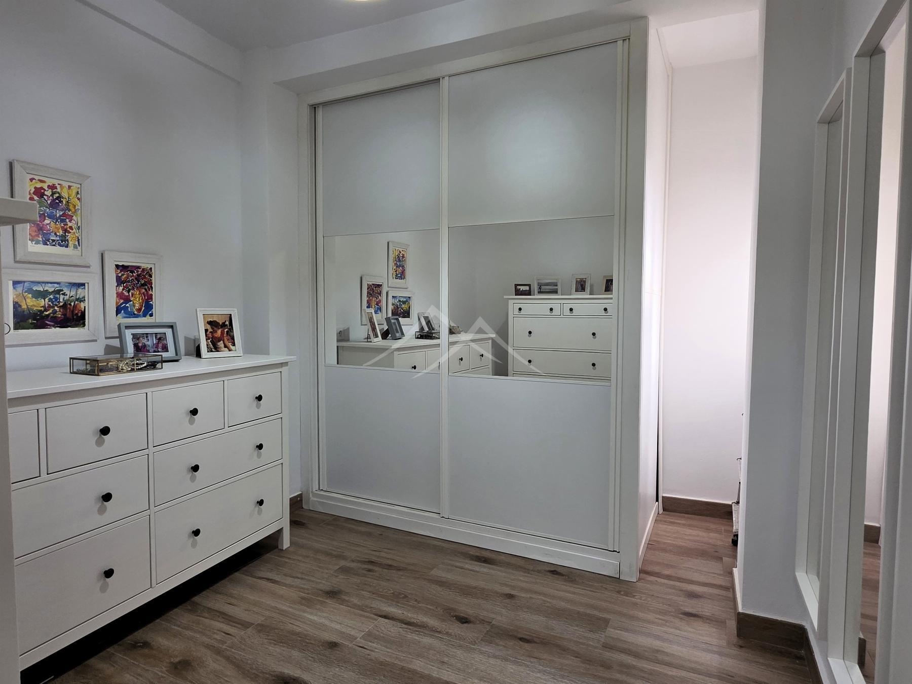 For sale of flat in Cádiz