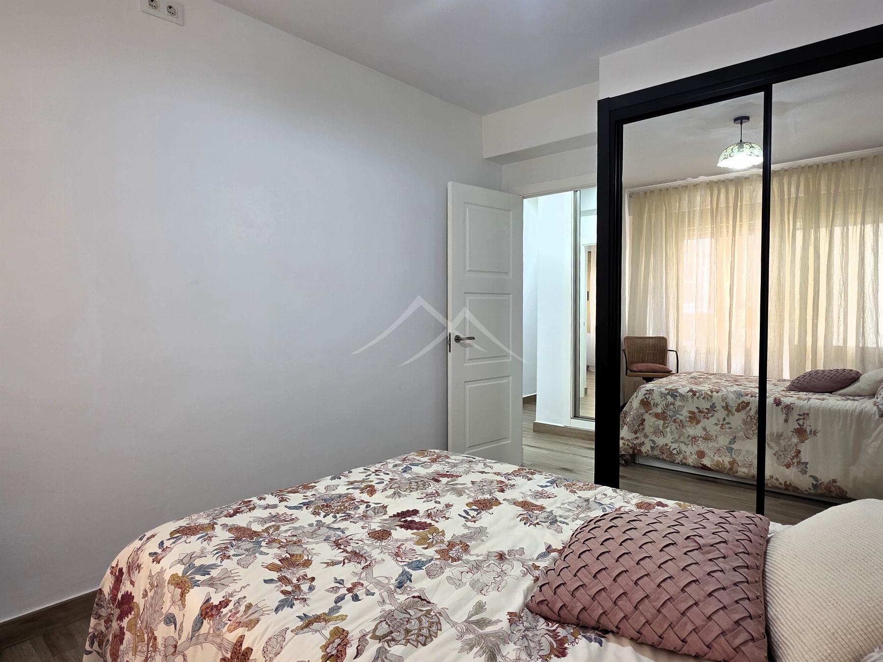 For sale of flat in Cádiz