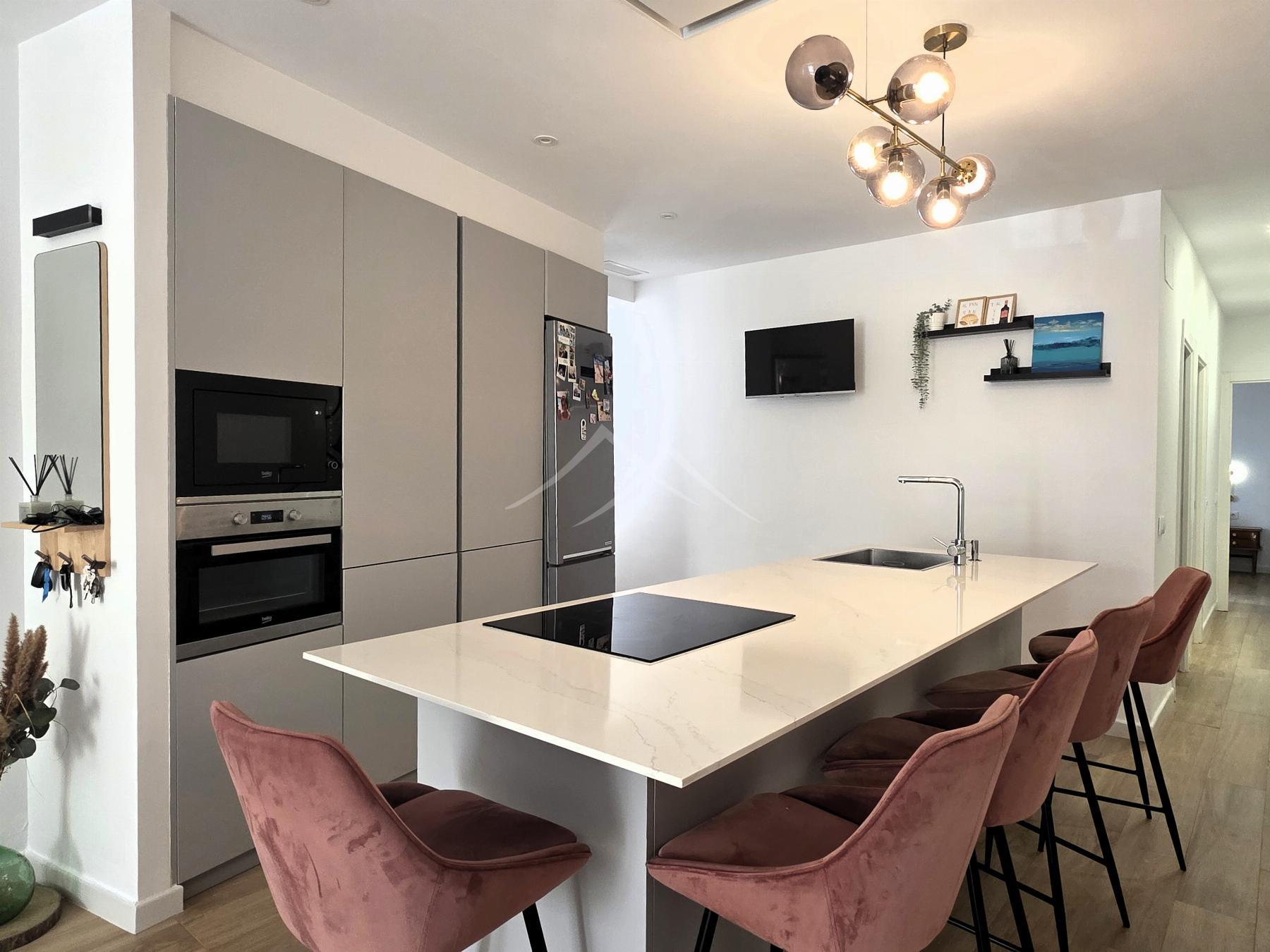 For sale of apartment in El Puerto de Santa María