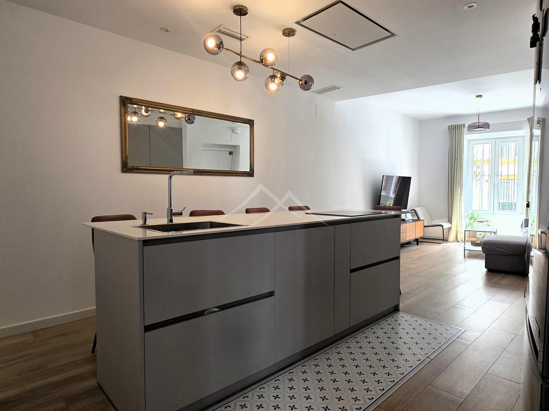 For sale of apartment in El Puerto de Santa María
