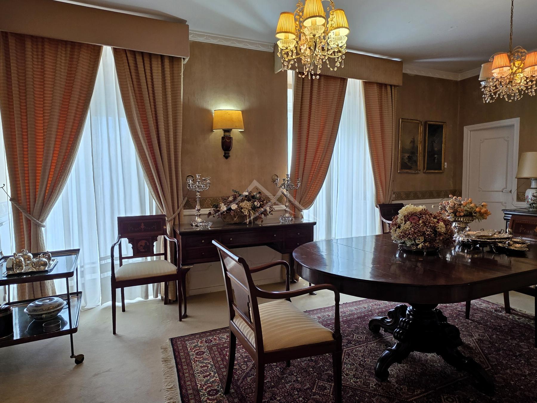 For sale of flat in Cádiz