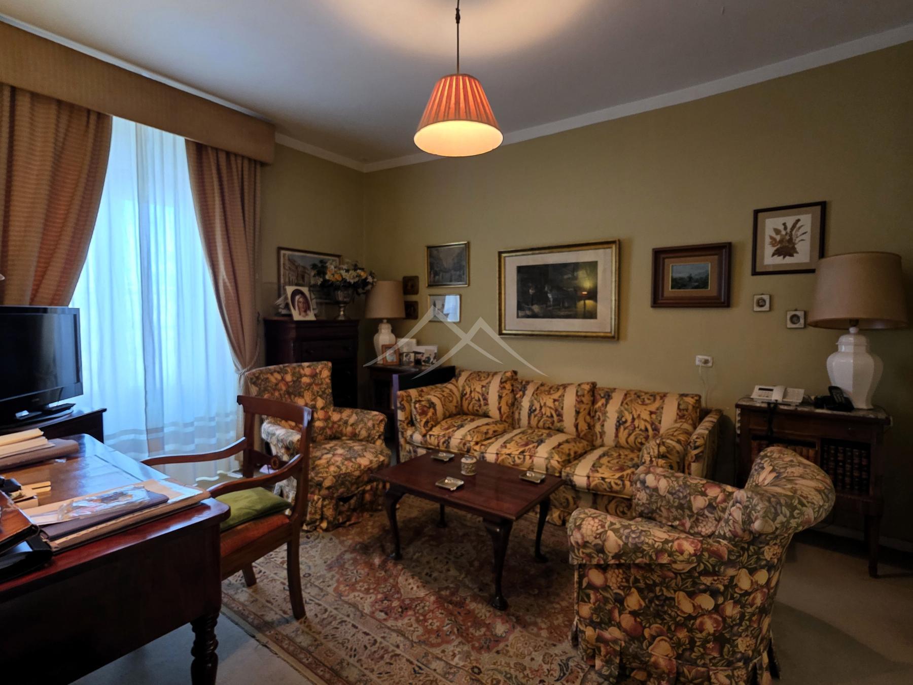 For sale of flat in Cádiz