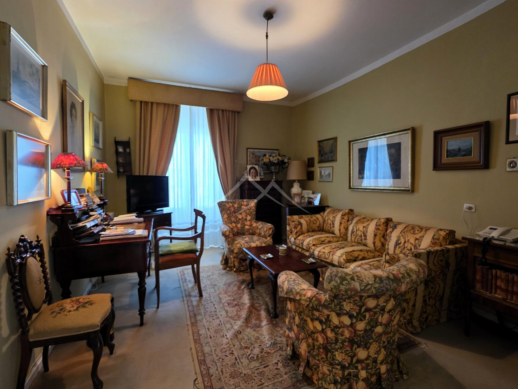 For sale of flat in Cádiz
