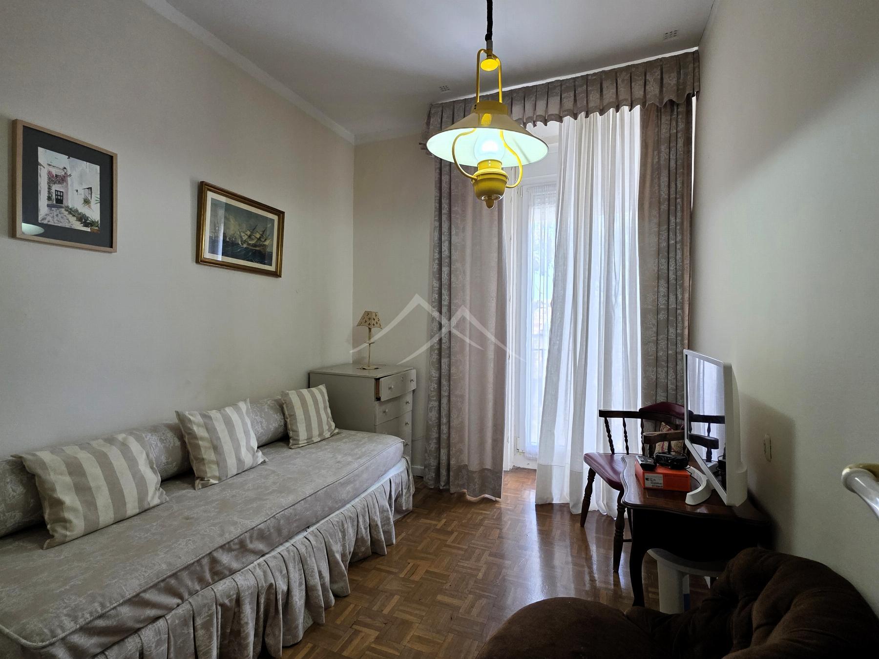For sale of flat in Cádiz