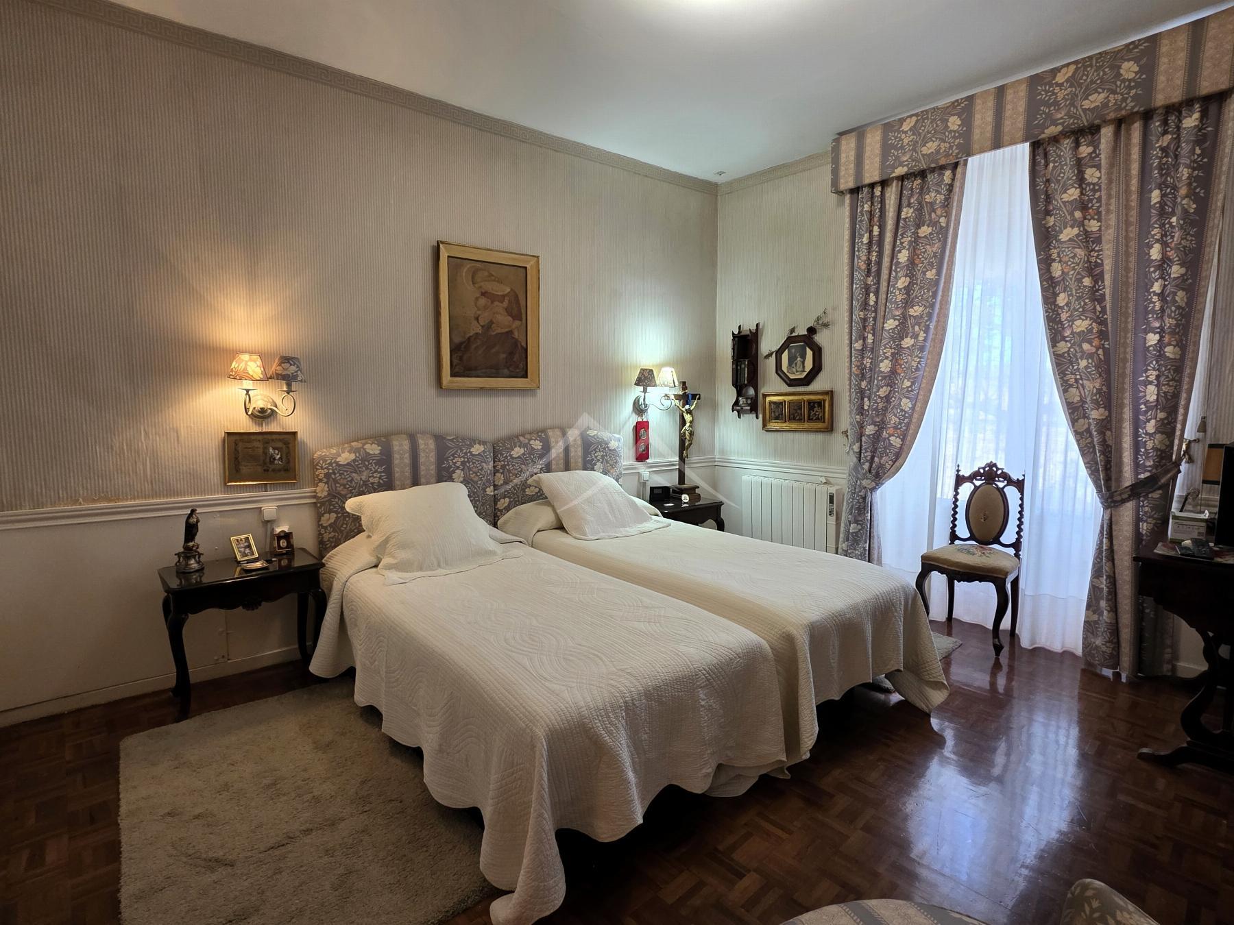 For sale of flat in Cádiz