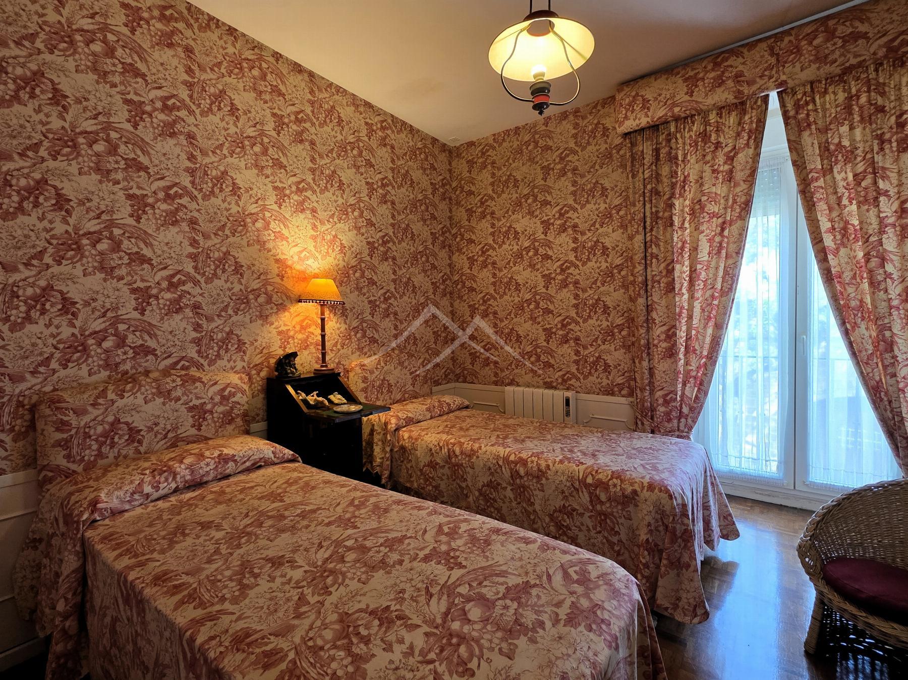 For sale of flat in Cádiz
