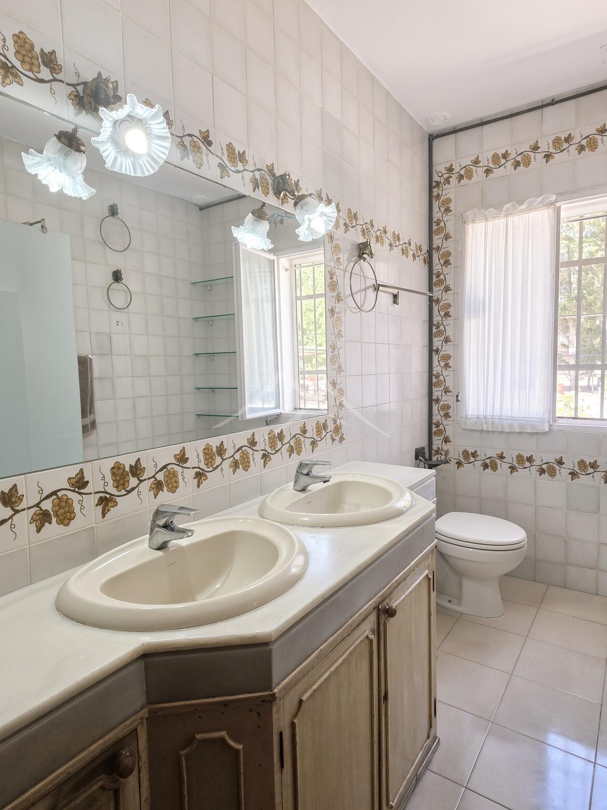 For sale of chalet in Jerez de la Frontera