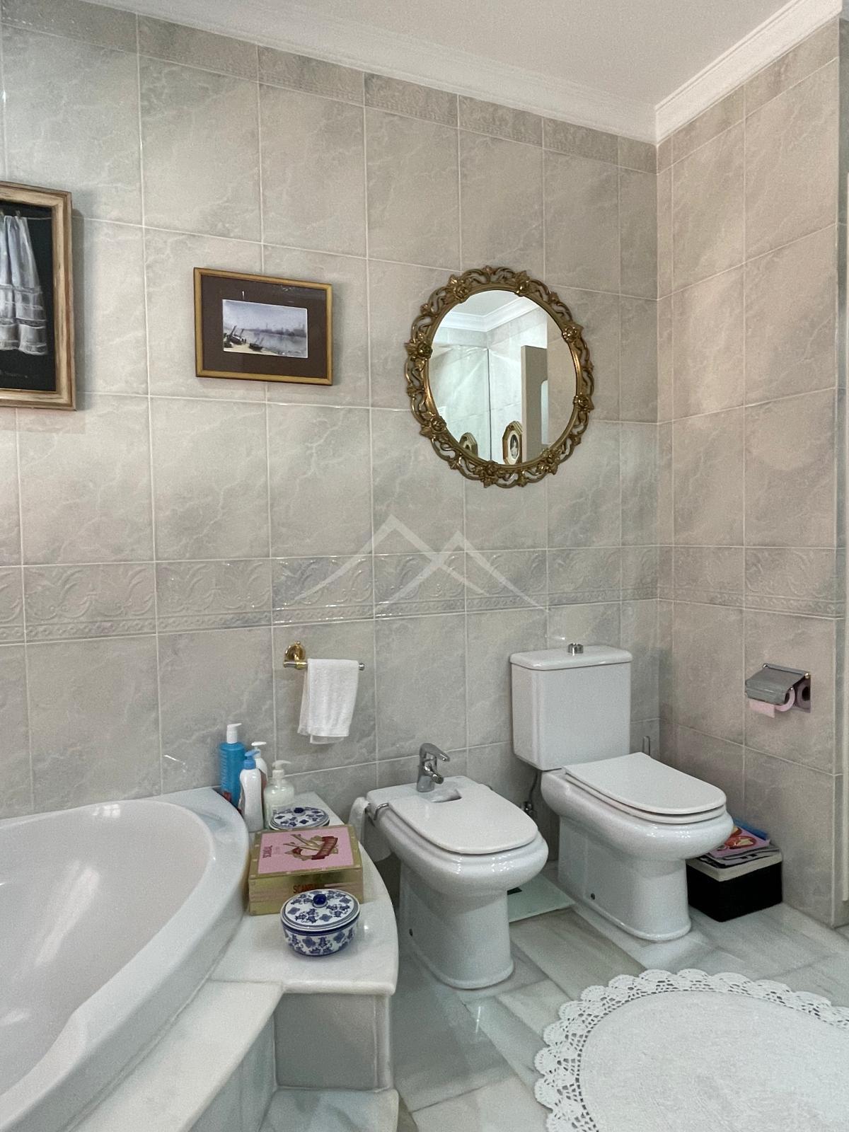 For sale of house in El Puerto de Santa María