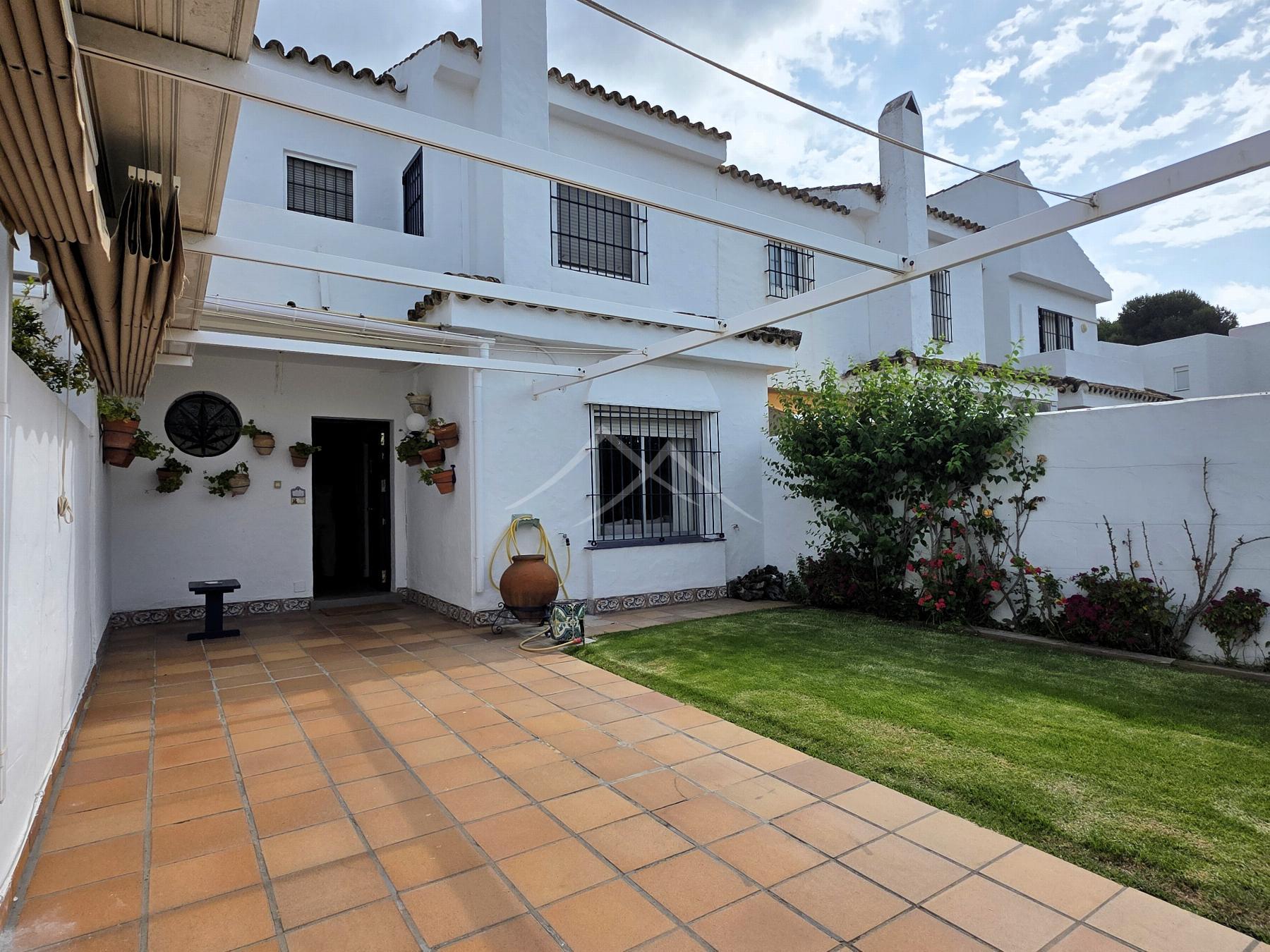 For sale of chalet in El Puerto de Santa María