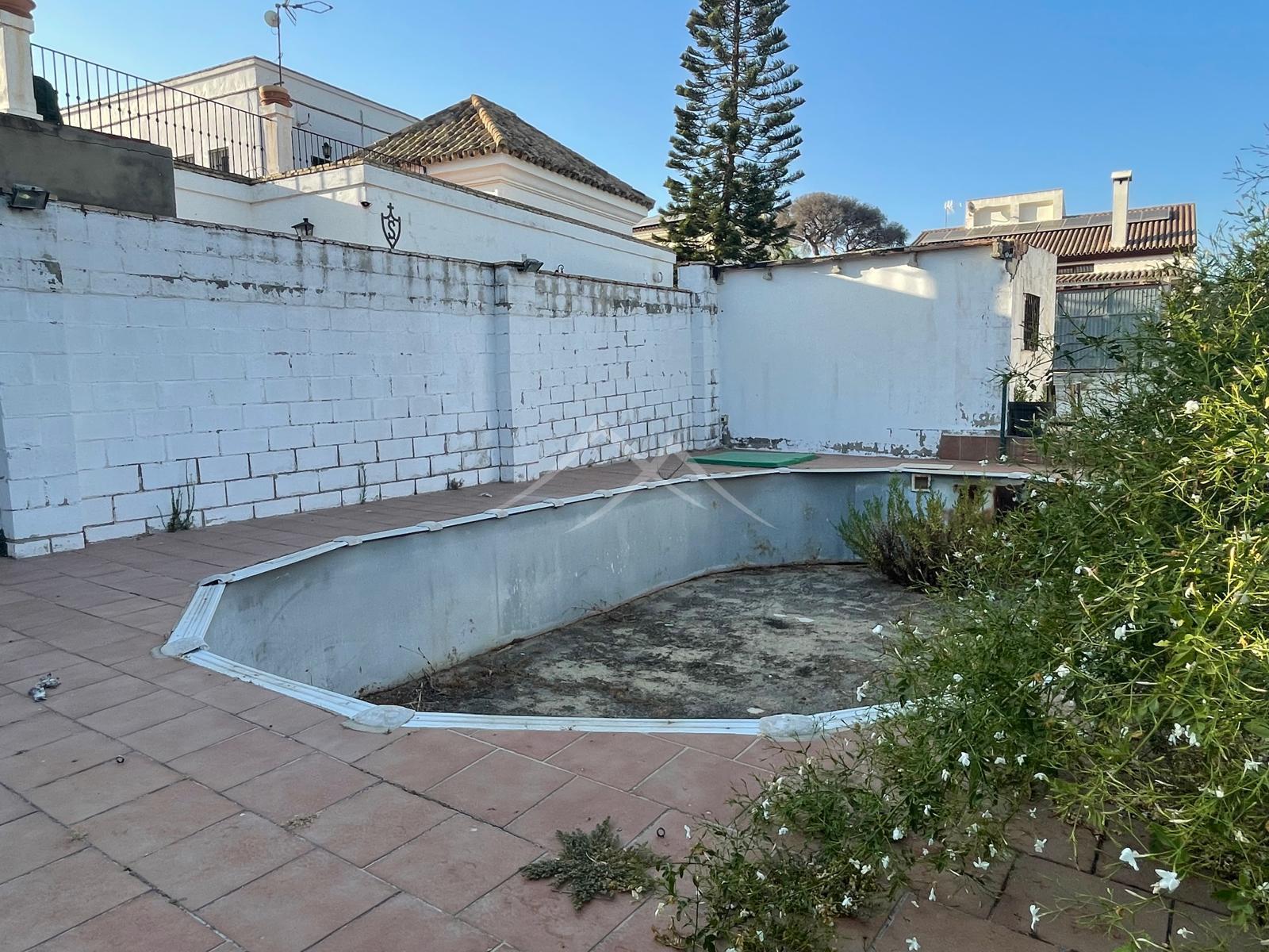 For sale of chalet in El Puerto de Santa María