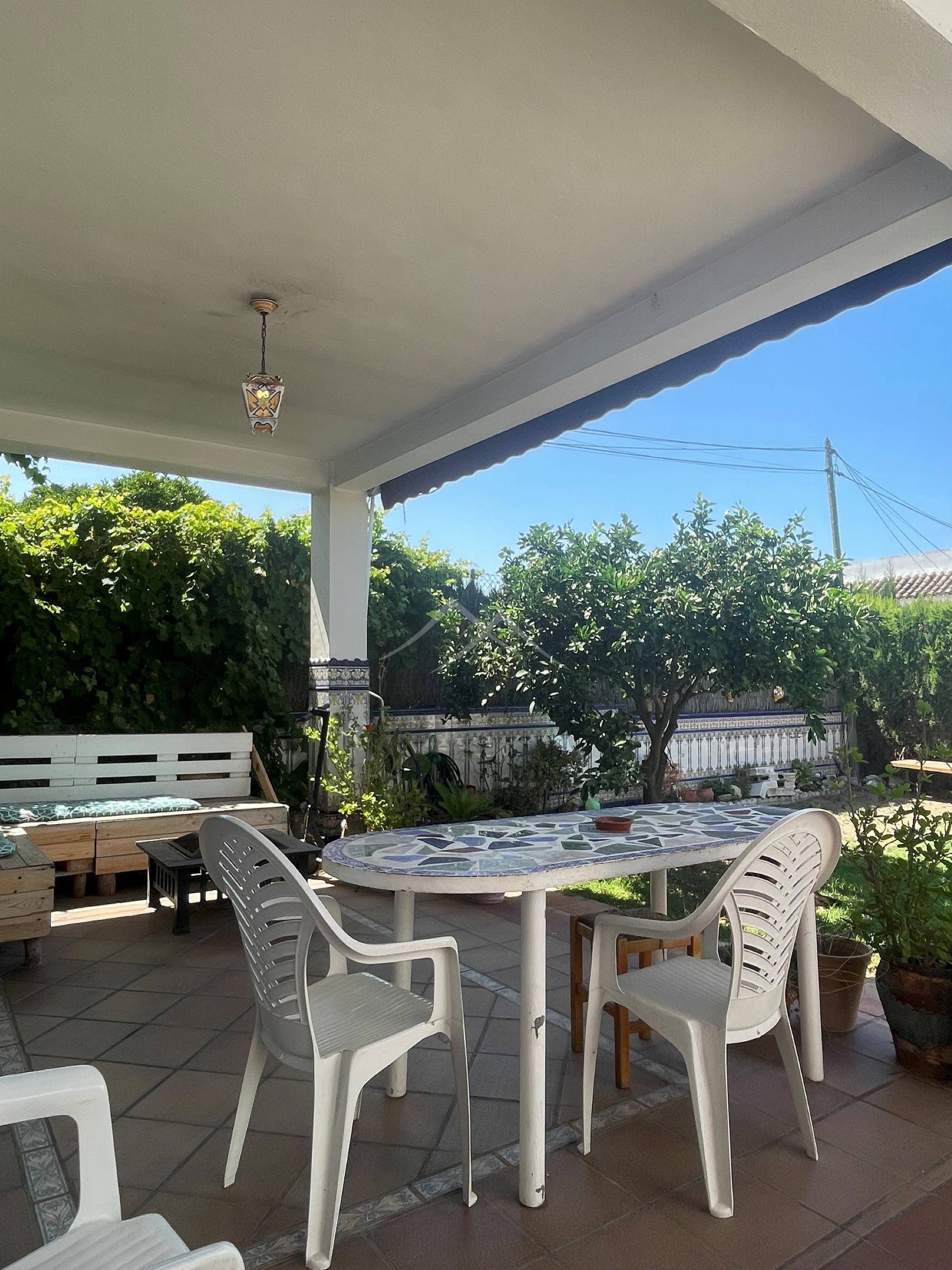 For sale of chalet in El Puerto de Santa María