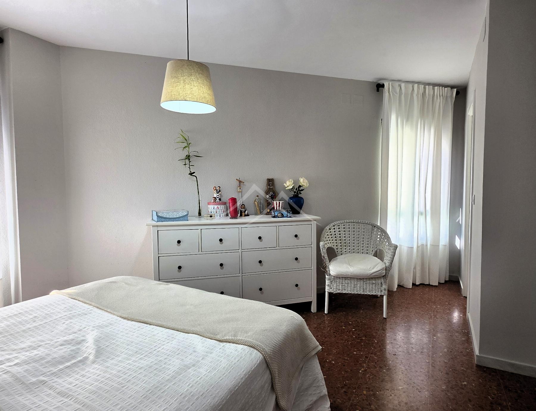 For sale of flat in El Puerto de Santa María